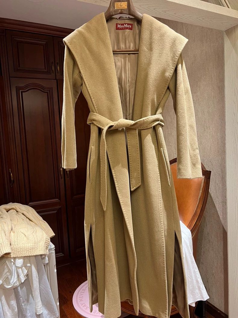 Max Mara Max Mara coat Size M / US 6-8 / IT 42-44 - 1 Thumbnail