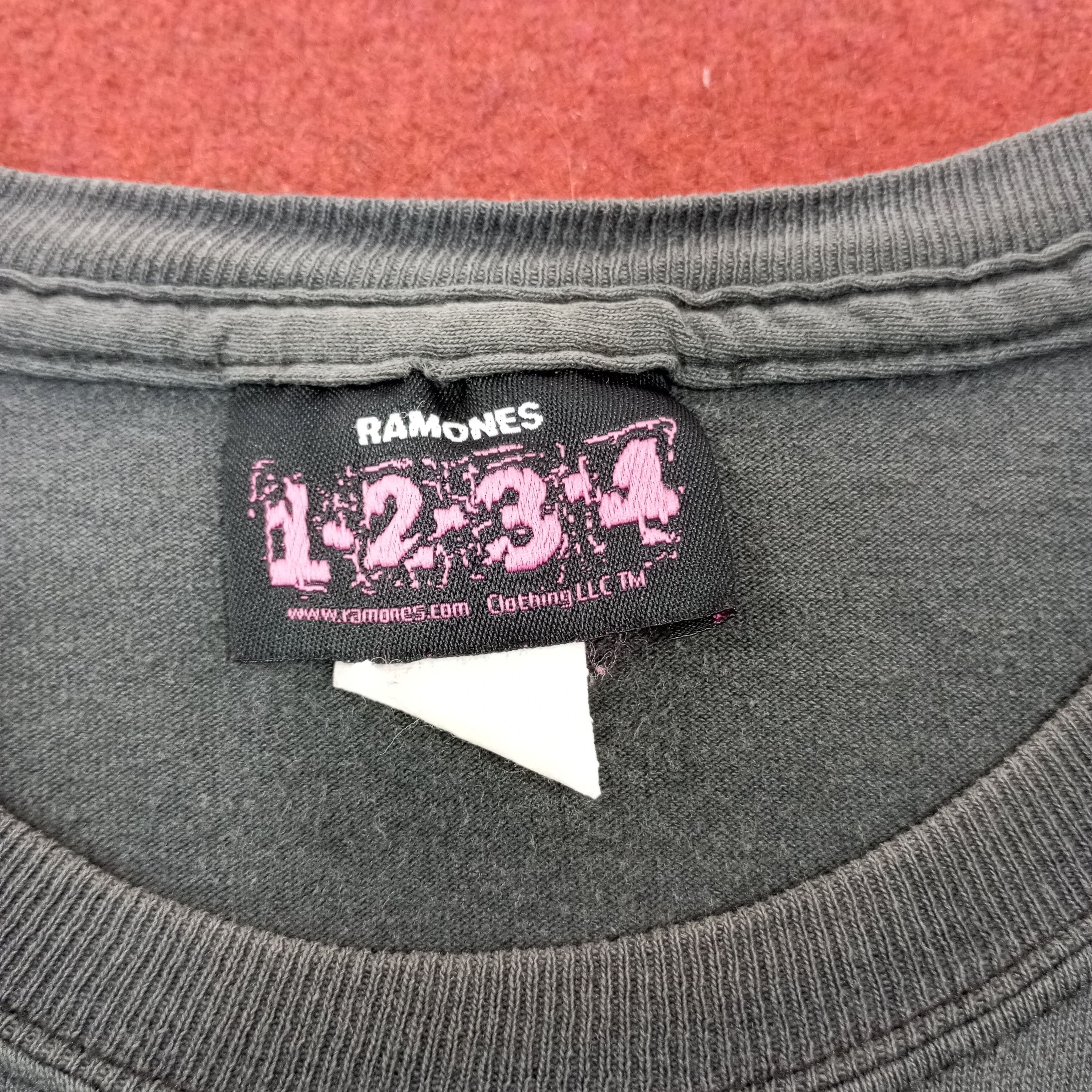 Band Tees × Vintage Ramones Rock Band Music Streetwear Style Vintage Tshirt Size US L / EU 52-54 / 3 - 5 Thumbnail