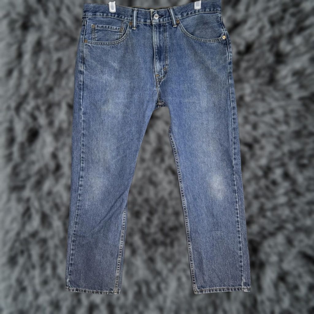 Levi's VINTAGE Levis 505 Jeans Mens 34x30 Blue Denim Straight Fit Medium Wash Classic Pants Size US 34 / EU 50 - 1 Thumbnail