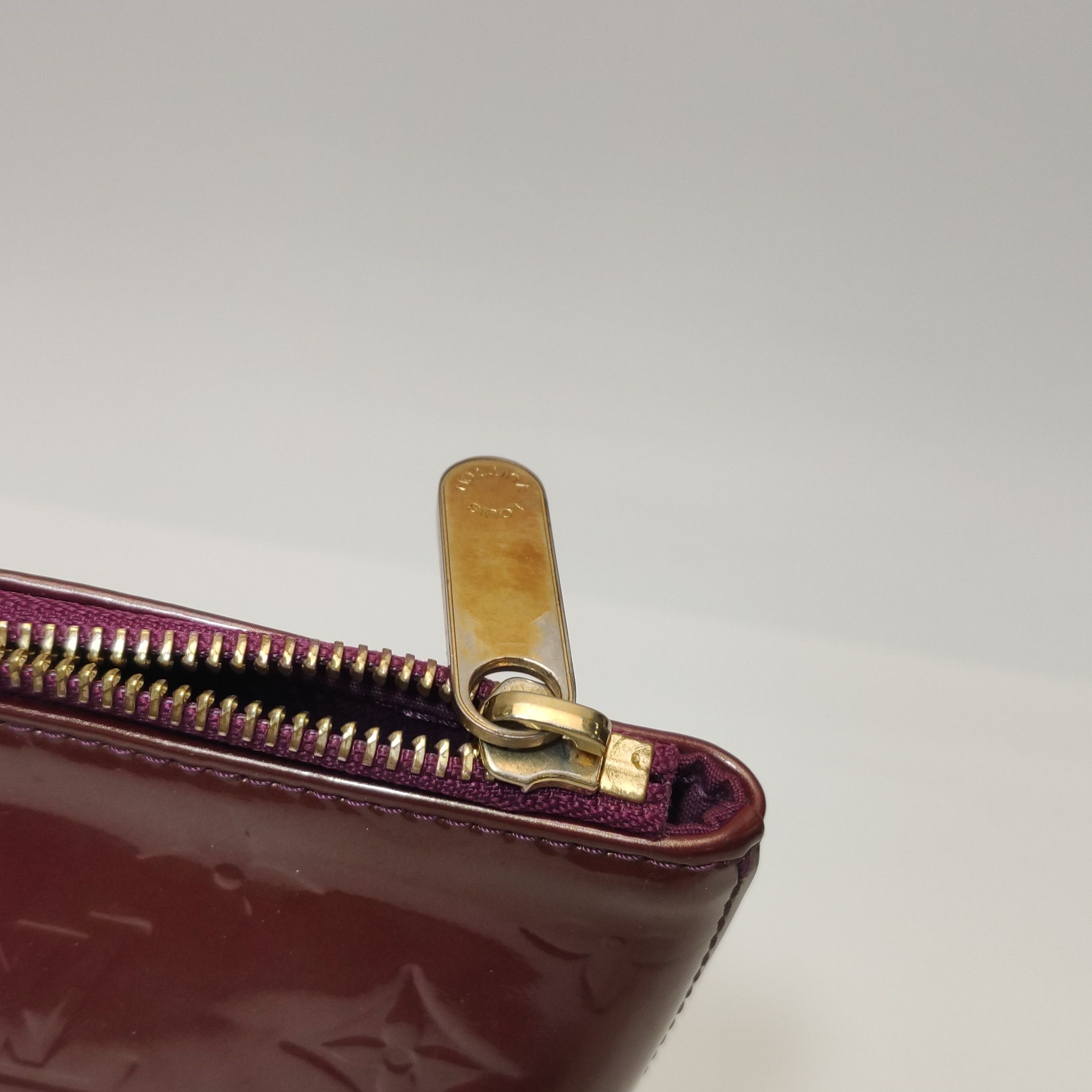 Louis Vuitton (LV) Bellevue patent leather vegetable tanned