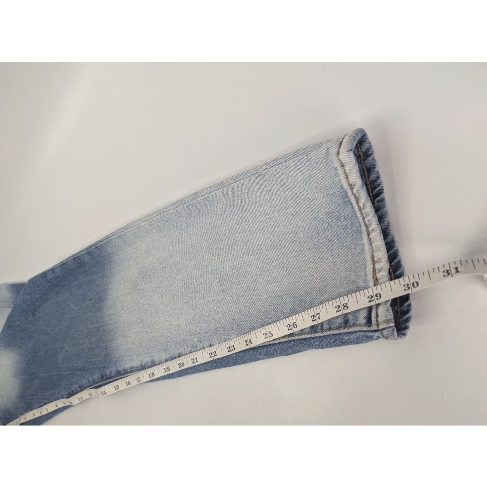 Levi's Levis 512 Jeans Mens 32x30 Blue Denim Premium Slim Straight Two Toned 90s Grunge USA City Leather? Size US 32 / EU 48 - 4 Thumbnail