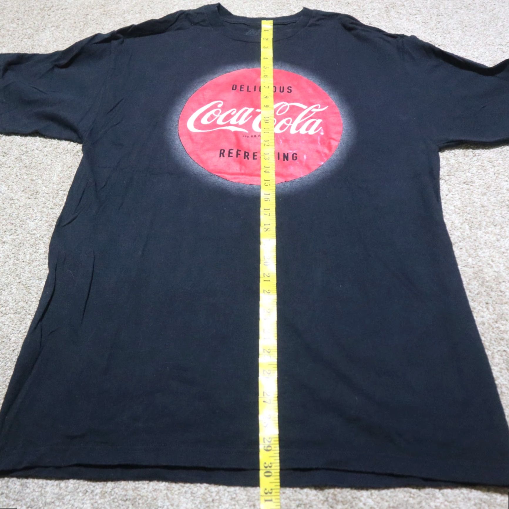 Vintage Coca Cola Shirt Black with Red Center Coke Logo Mens XL Shirt Size US XL / EU 56 / 4 - 6 Thumbnail