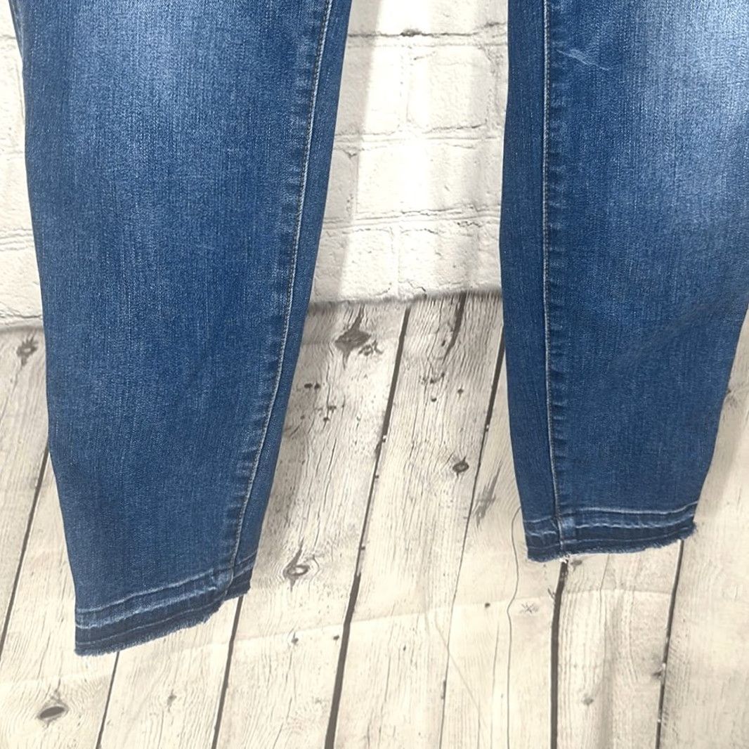 Madewell Madewell Jeans 10” High Rise Skinny Slightly Distressed Button Fly Women 31 Blue Jeans Size 24" / US 00 / IT 34 - 5 Thumbnail
