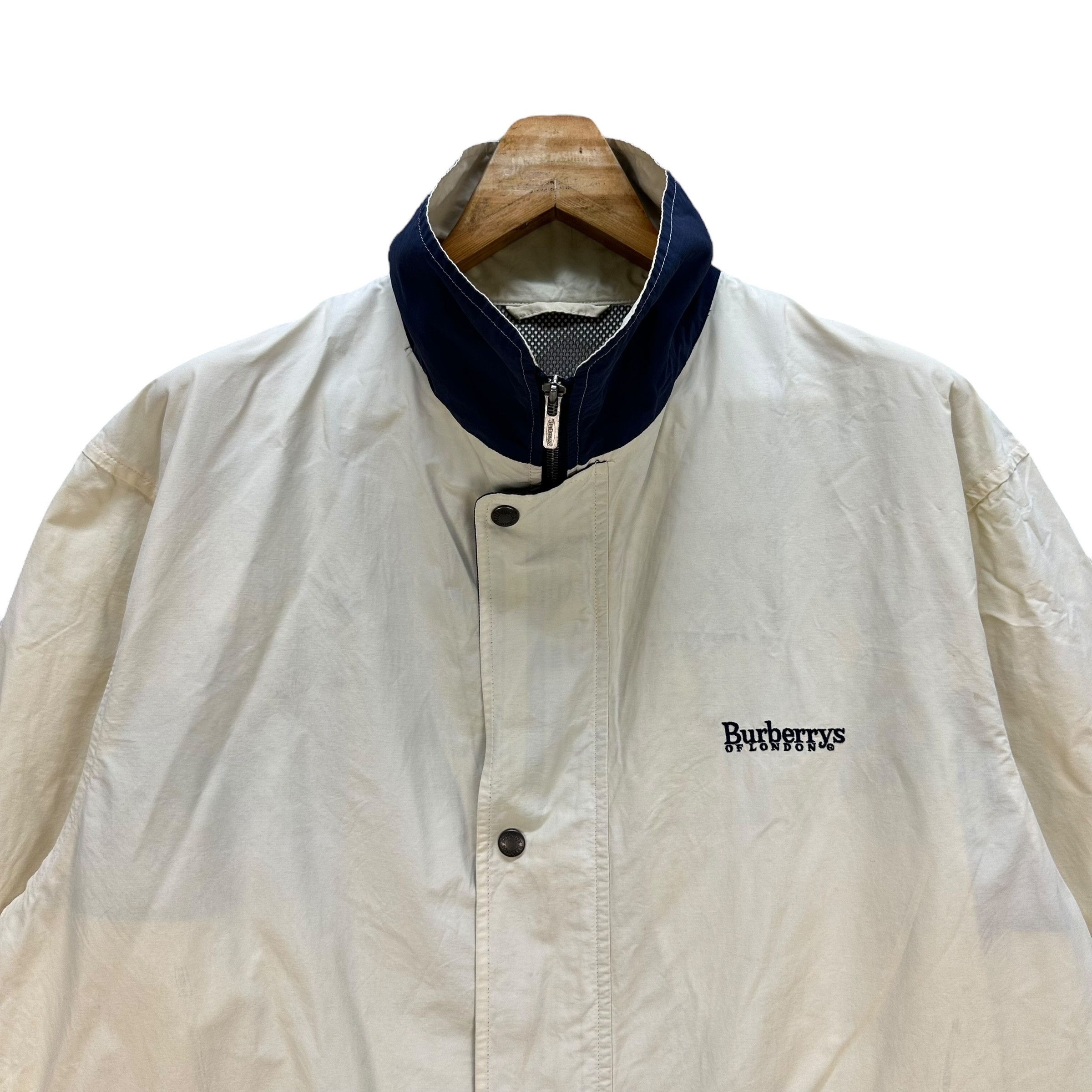 Burberry Vintage 90s Burberrys of London White Light Jacket #A31-0696 Size US L / EU 52-54 / 3 - 2 Thumbnail