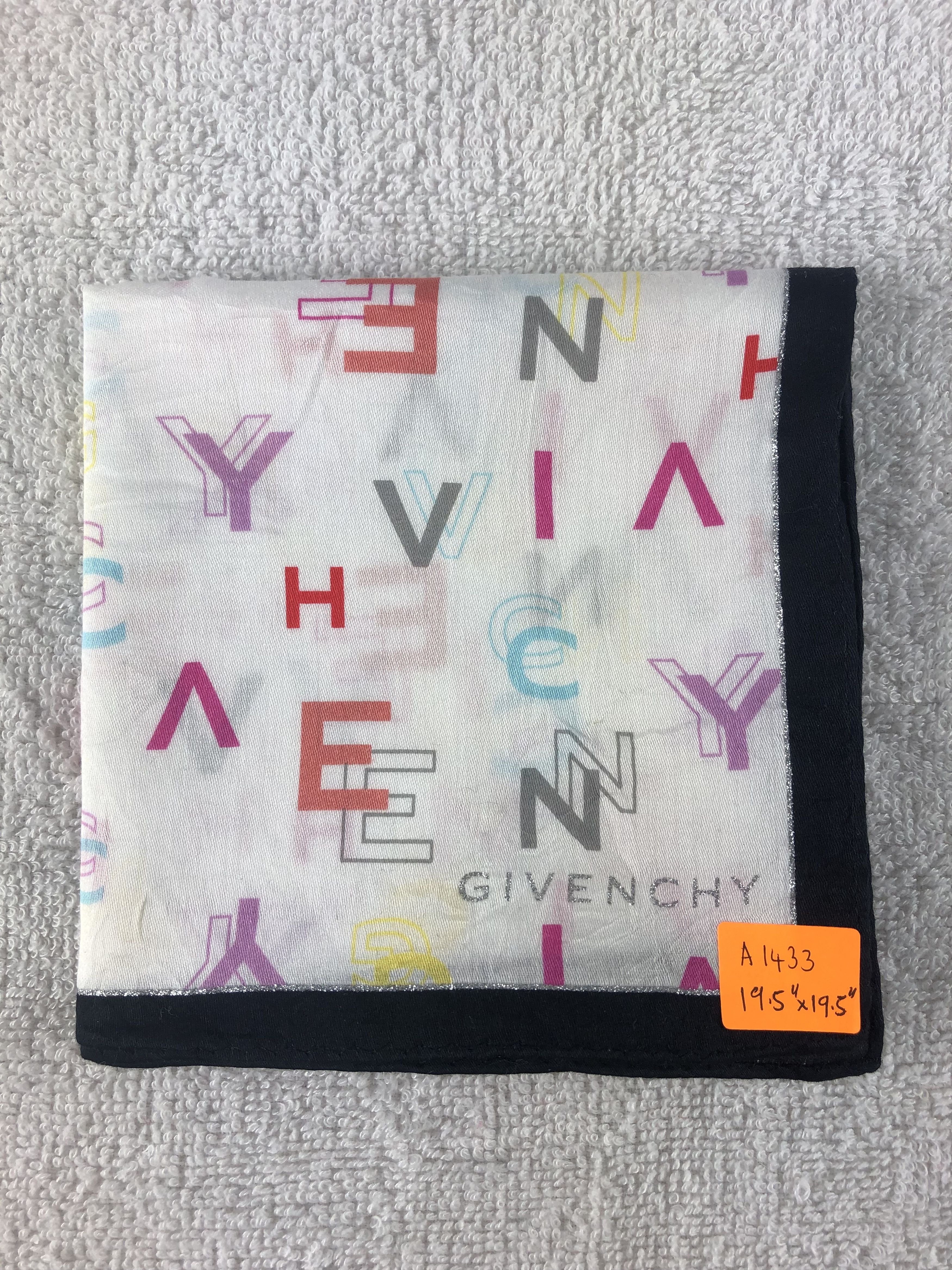 Vintage Givenchy Handkerchief / Bandana / Neckerchief Size ONE SIZE - 7 Thumbnail
