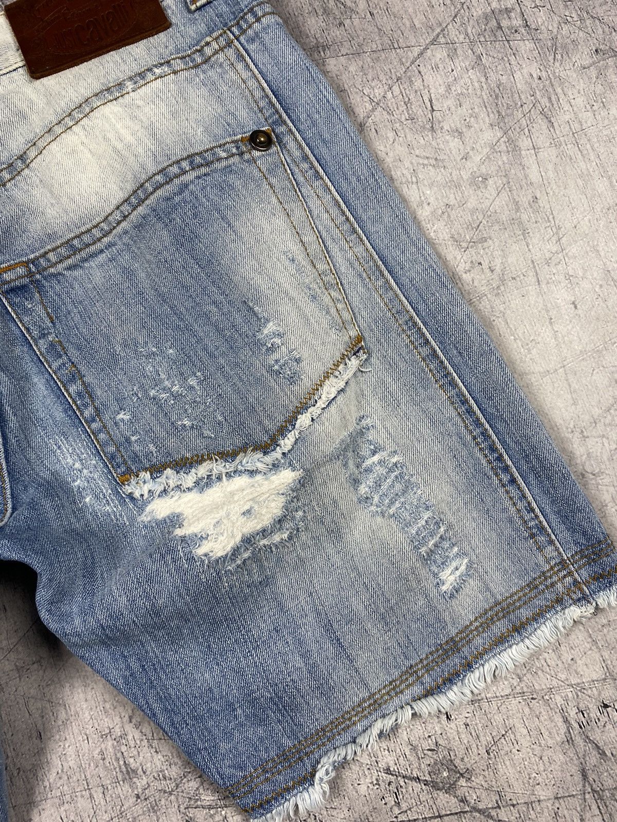 Just Cavalli Vintage Just Cavalli Designer Denim Jeans Shorts Size US 30 / EU 46 - 11 Thumbnail