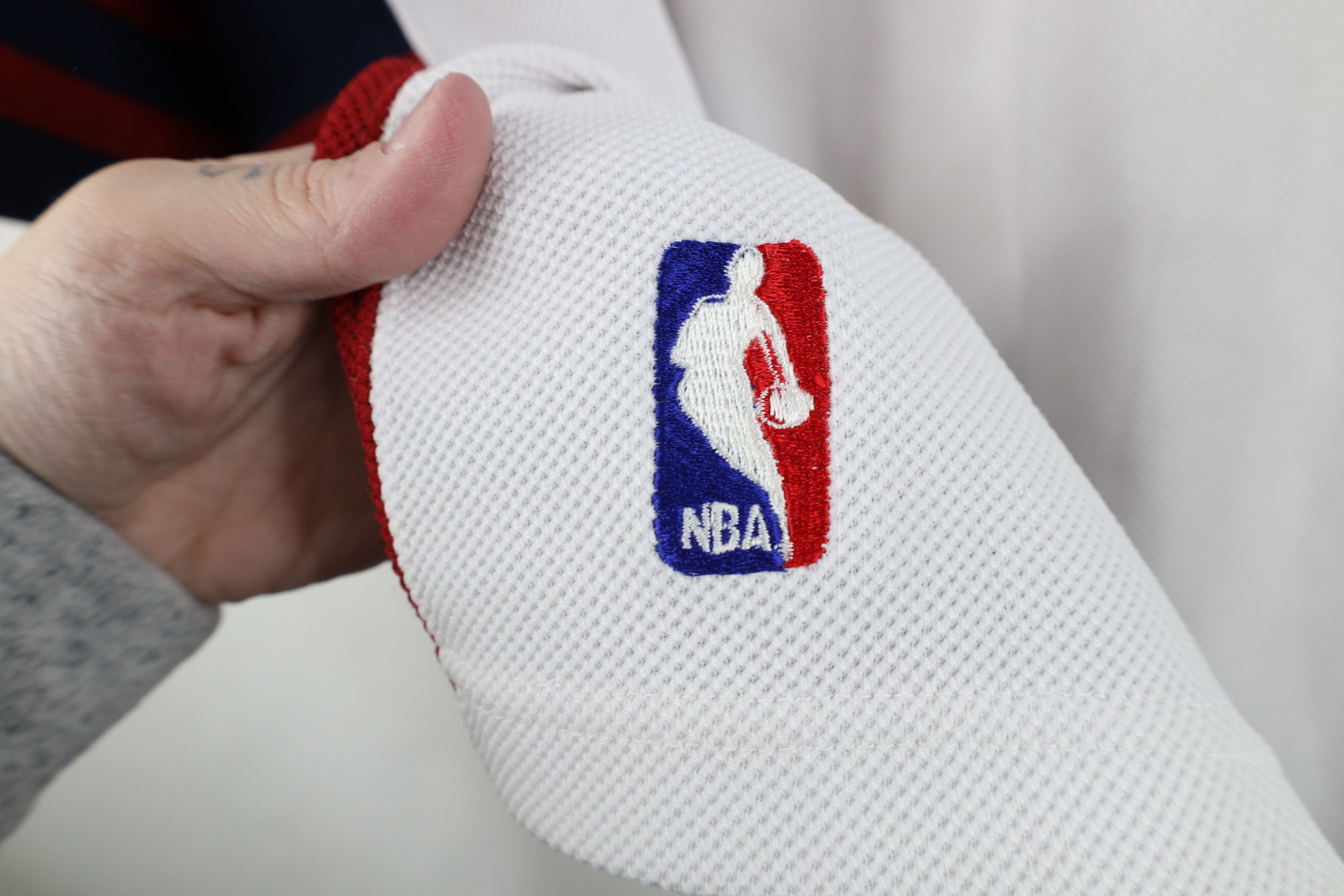 Starter Starter NBA Authentics Worn Eric Washington Warm Up Shirt Size US XXL / EU 58 / 5 - 9 Thumbnail