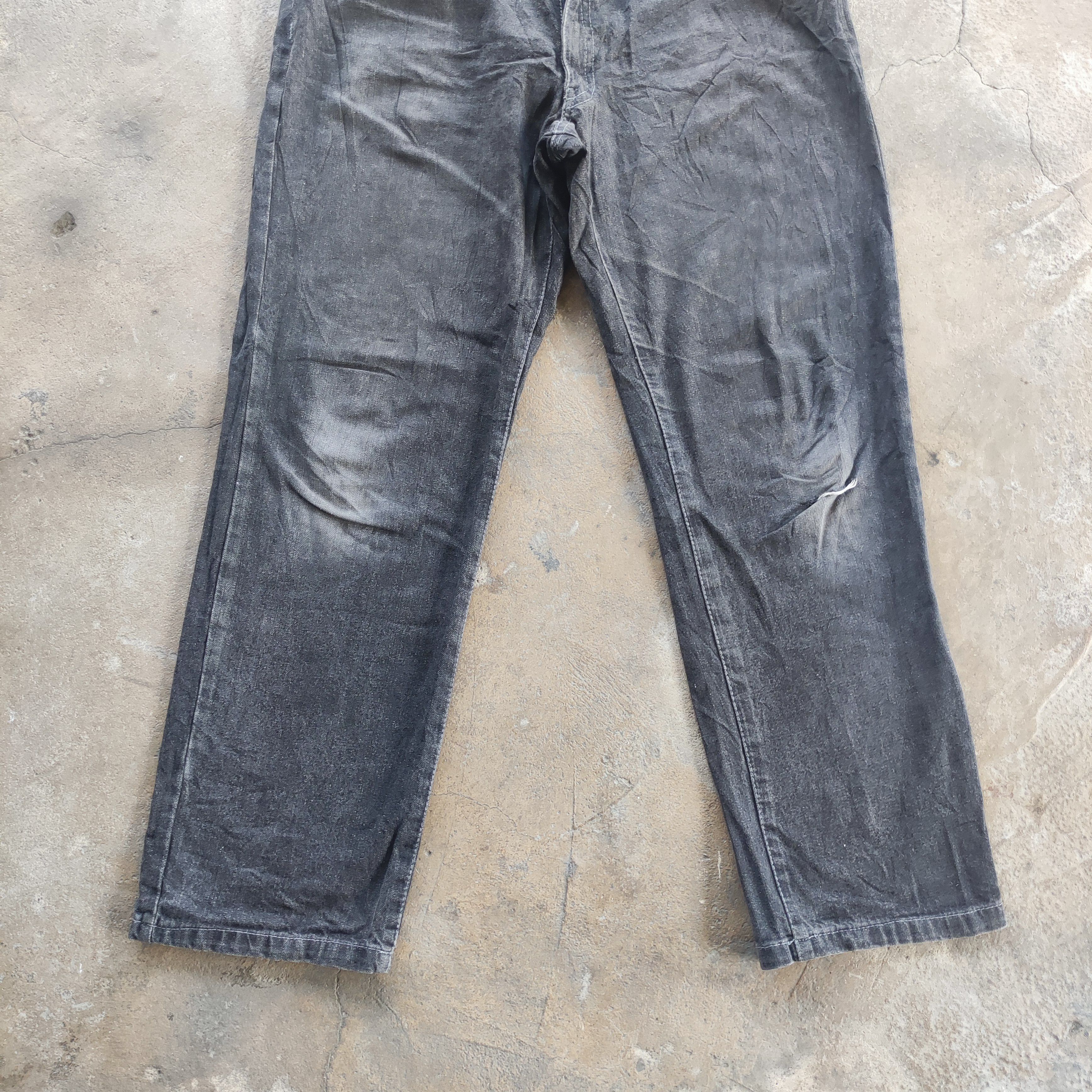 Japanese Brand Vintage Japanese Basic Jeans Brand Baggy Jeans Faded pants Size US 38 / EU 54 - 4 Thumbnail
