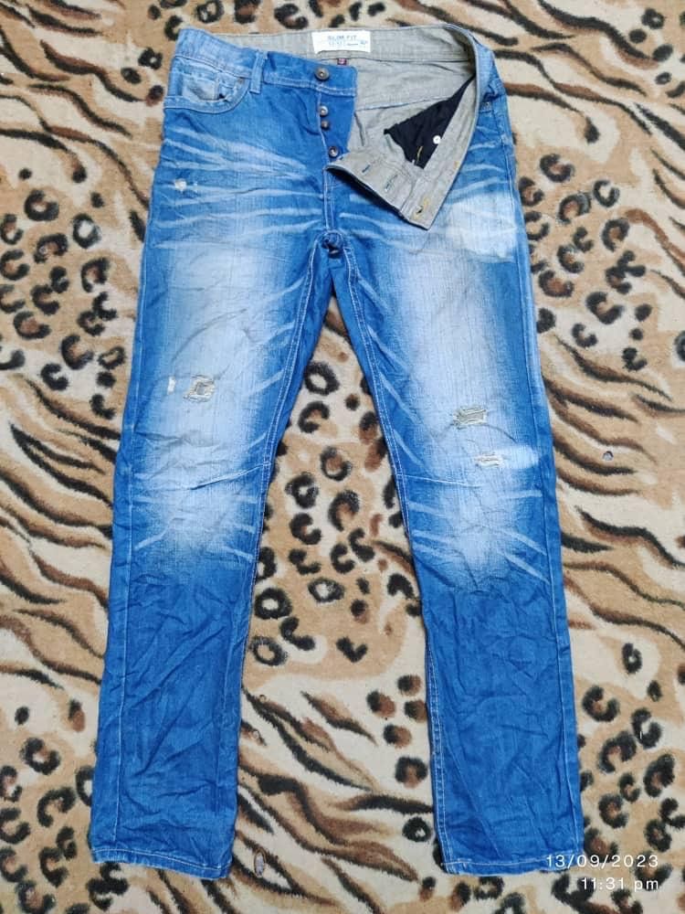 Denim & Co. Denim Co. Distressed jeans Stonewash slim fit Size US 34 / EU 50 - 10 Thumbnail