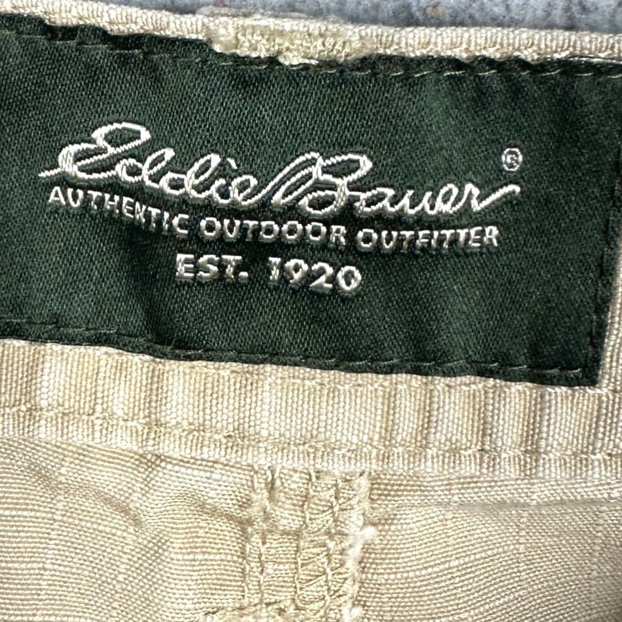Eddie Bauer Eddie Bauer Cargo Shorts Men 32 Tan Ripstop Cargo Pocket Hiking Outdoor Size US 34 / EU 50 - 3 Thumbnail