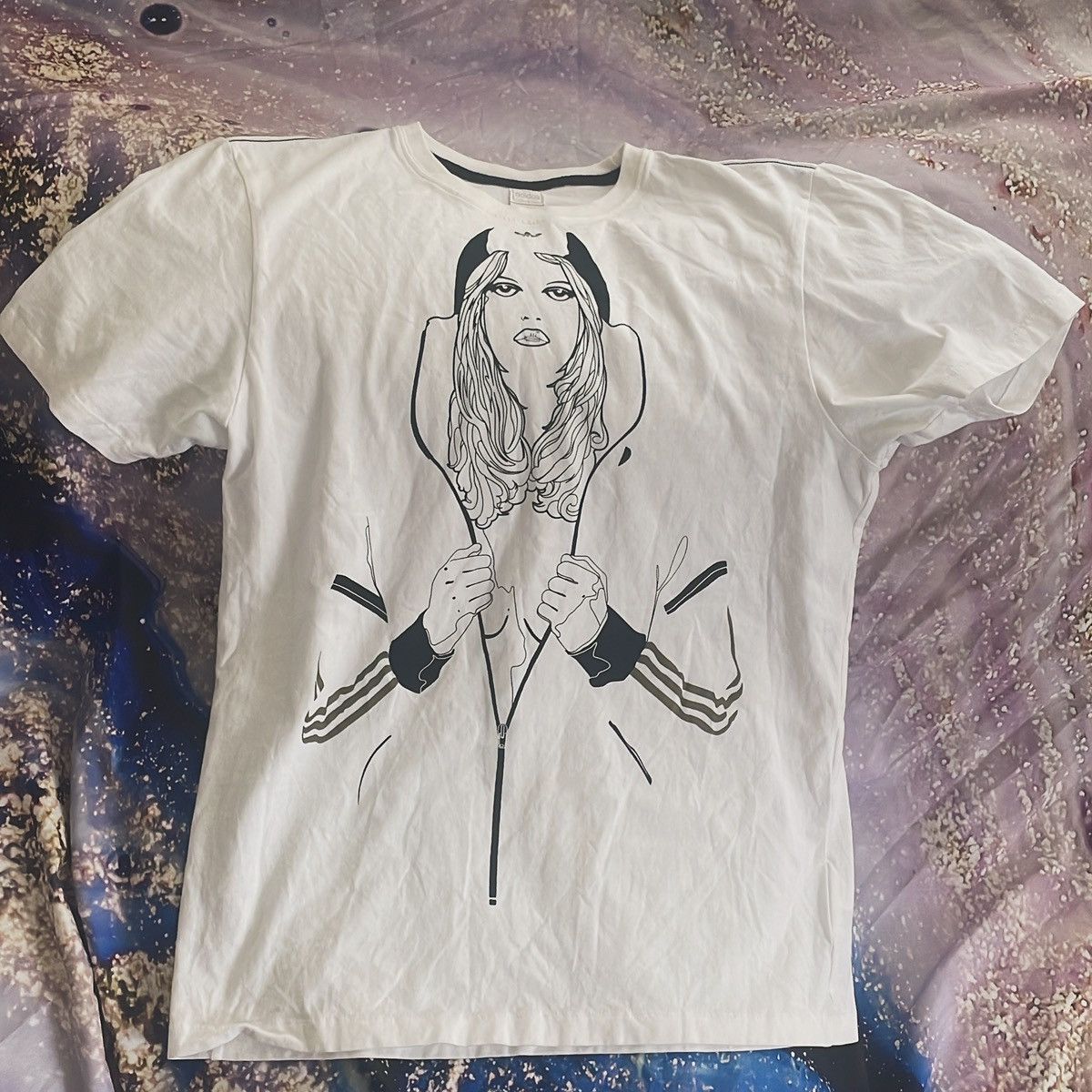 Adidas × Vintage Vintage Adidas Ski Girl tee 2000s - Medium Size US M / EU 48-50 / 2 - 1 Thumbnail