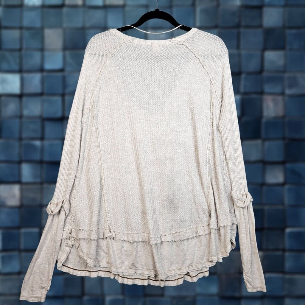 Vintage We The Free Women's Beige Waffle Knit Scoop Neck Long Sleeve Top Size S Size S / US 4 / IT 40 - 1 Thumbnail