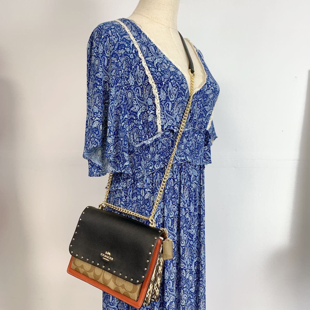 image of Coach 90400 Klare Crossbody In Sig With Rivets Khaki Multi in Black, Women's