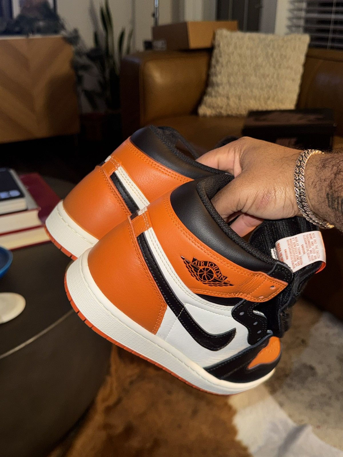 Jordan Brand Air Jordan 1 Retro High OG - Shattered Backboard Size US 7.5 / EU 40-41 - 4 Thumbnail
