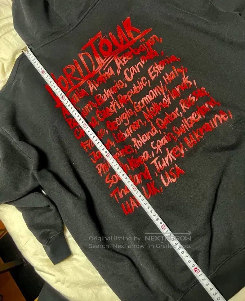 Vetements Vetements World Tour Hoodie Size US M / EU 48-50 / 2 - 3 Thumbnail