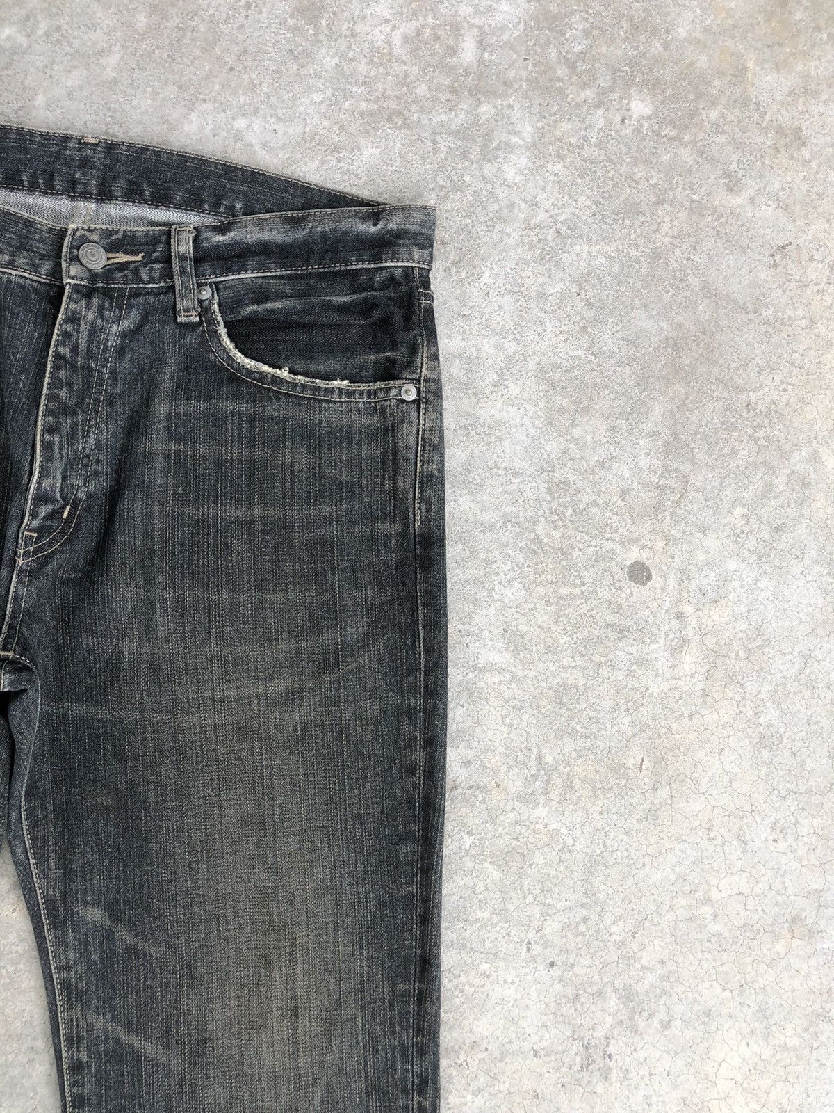If Six Was Nine Japanese Uniqlo Flared Jeans Distressed Jeans Broken Denim Size US 34 / EU 50 - 5 Thumbnail