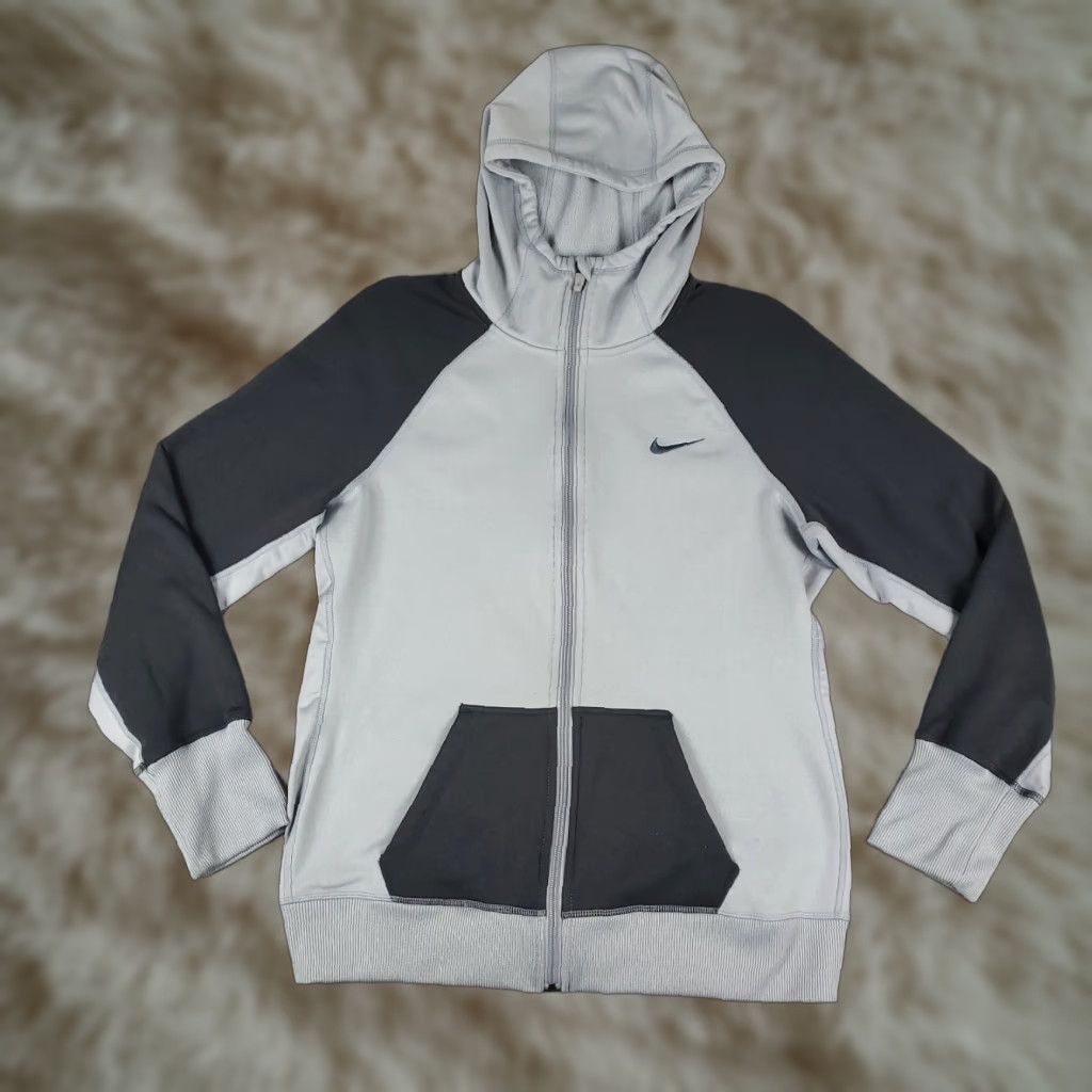 Nike Nike Sweater Womens Size Large Gray Full Zip Hoodie Sweatshirt Size L / US 10 / IT 46 - 1 Thumbnail