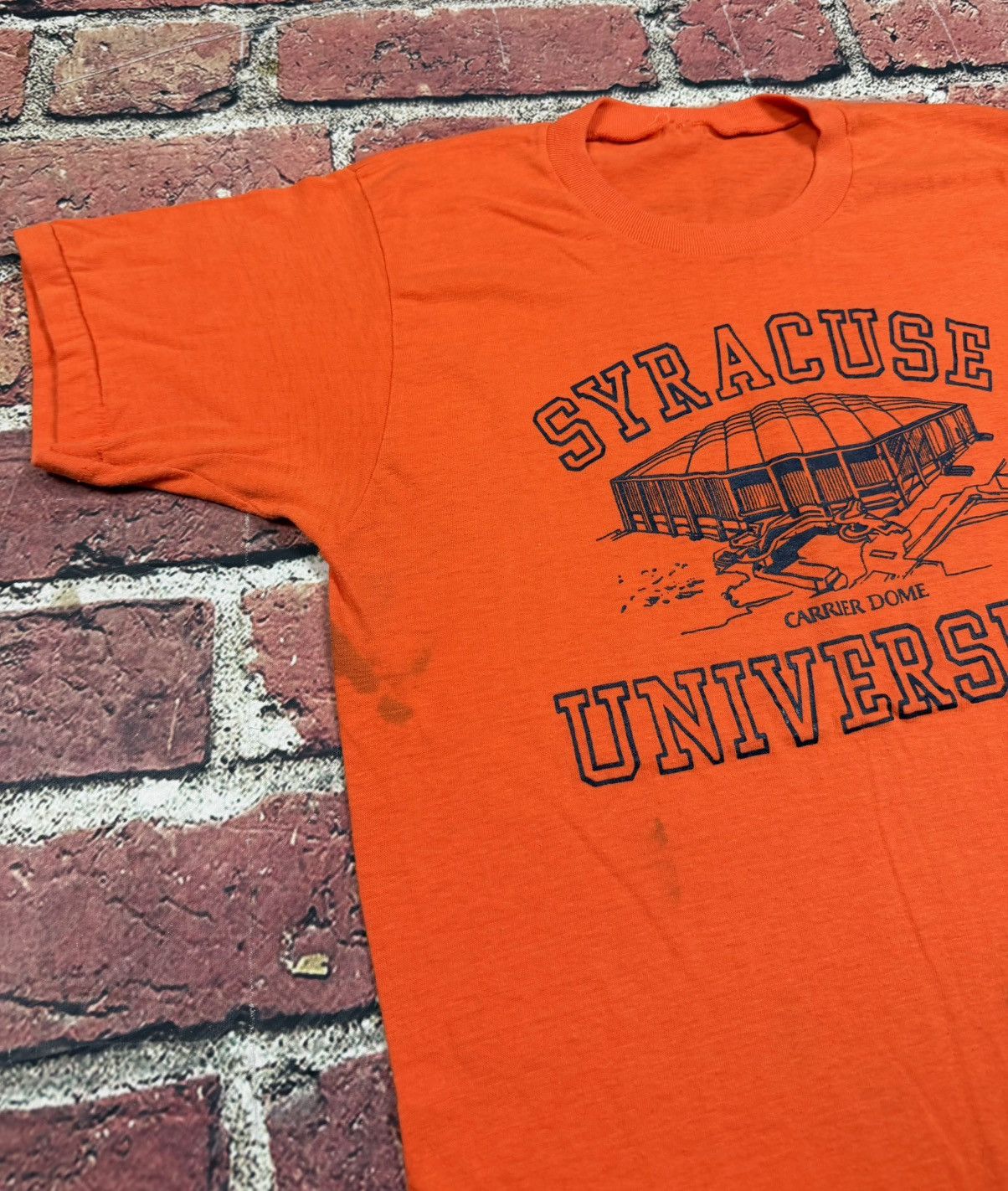 NCAA Vintage Syracuse University Carrier Dome Tee Single Stitch Size US M / EU 48-50 / 2 - 5 Thumbnail