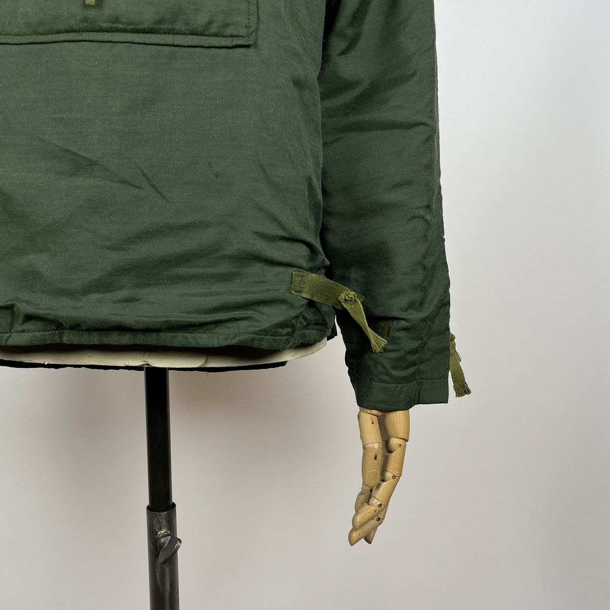 Vintage Vintage British Army Smock with hood attached jacket 1977 Size US M / EU 48-50 / 2 - 5 Thumbnail