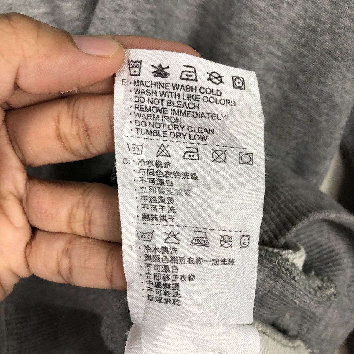 Nike Nike Small Swoosh Crewneck — Vintage Grey Essential Size US XL / EU 56 / 4 - 18 Thumbnail
