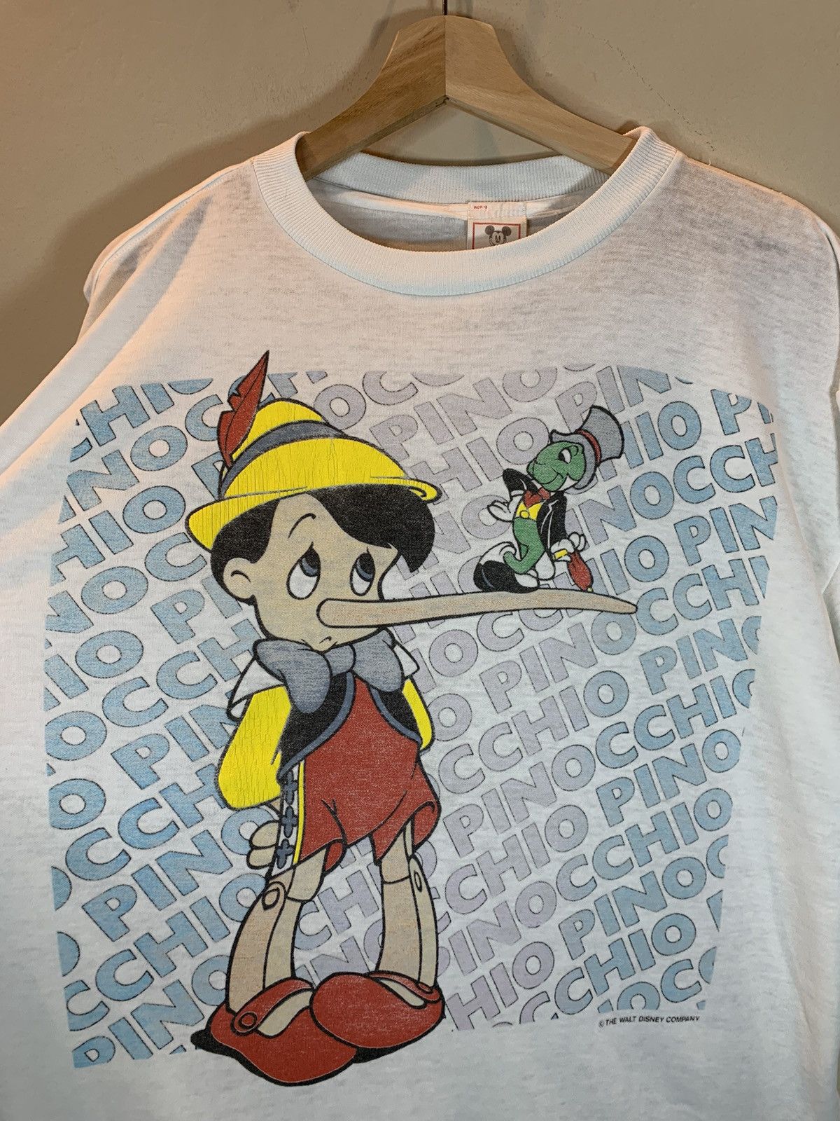 Disney *RARE* Vintage 1980’s Pinocchio Faded Disney Boxy T-Shirt Size US L / EU 52-54 / 3 - 2 Thumbnail