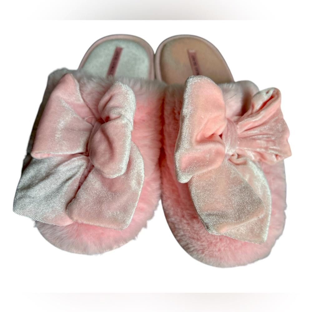 Designer Pink Victoria's Secret Fuzzy Slippers with Bows Size US 8 / IT 38 - 3 Thumbnail
