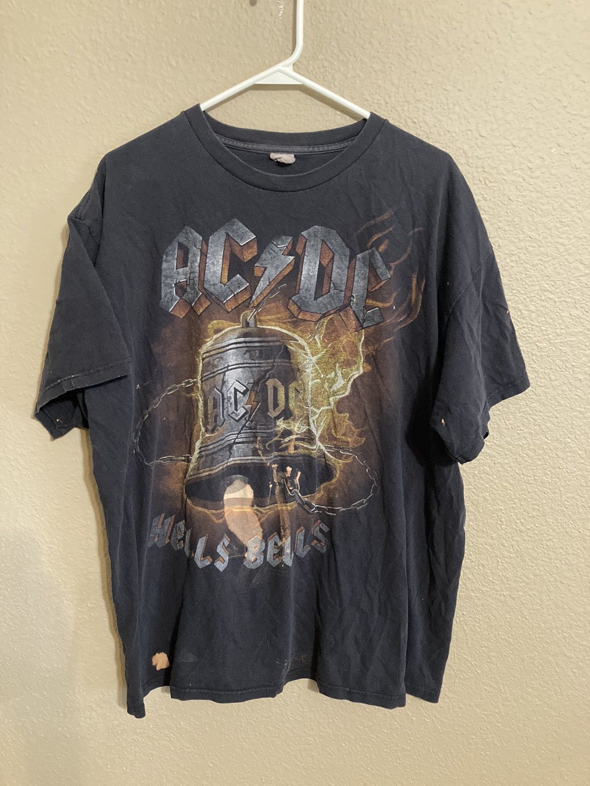 Band Tees Vintage ACDC Hells Bells T- Shirt Band Rock Tee Size US XXL / EU 58 / 5 - 1 Thumbnail