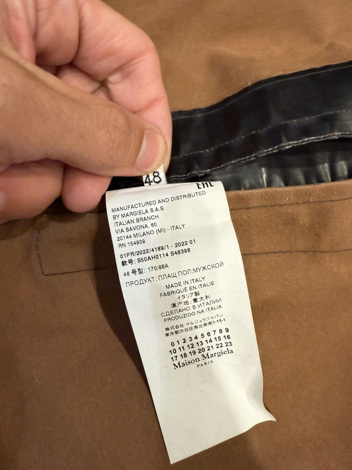 Maison Margiela Reversible Margiela waxed trench coat Size US M / EU 48-50 / 2 - 4 Thumbnail