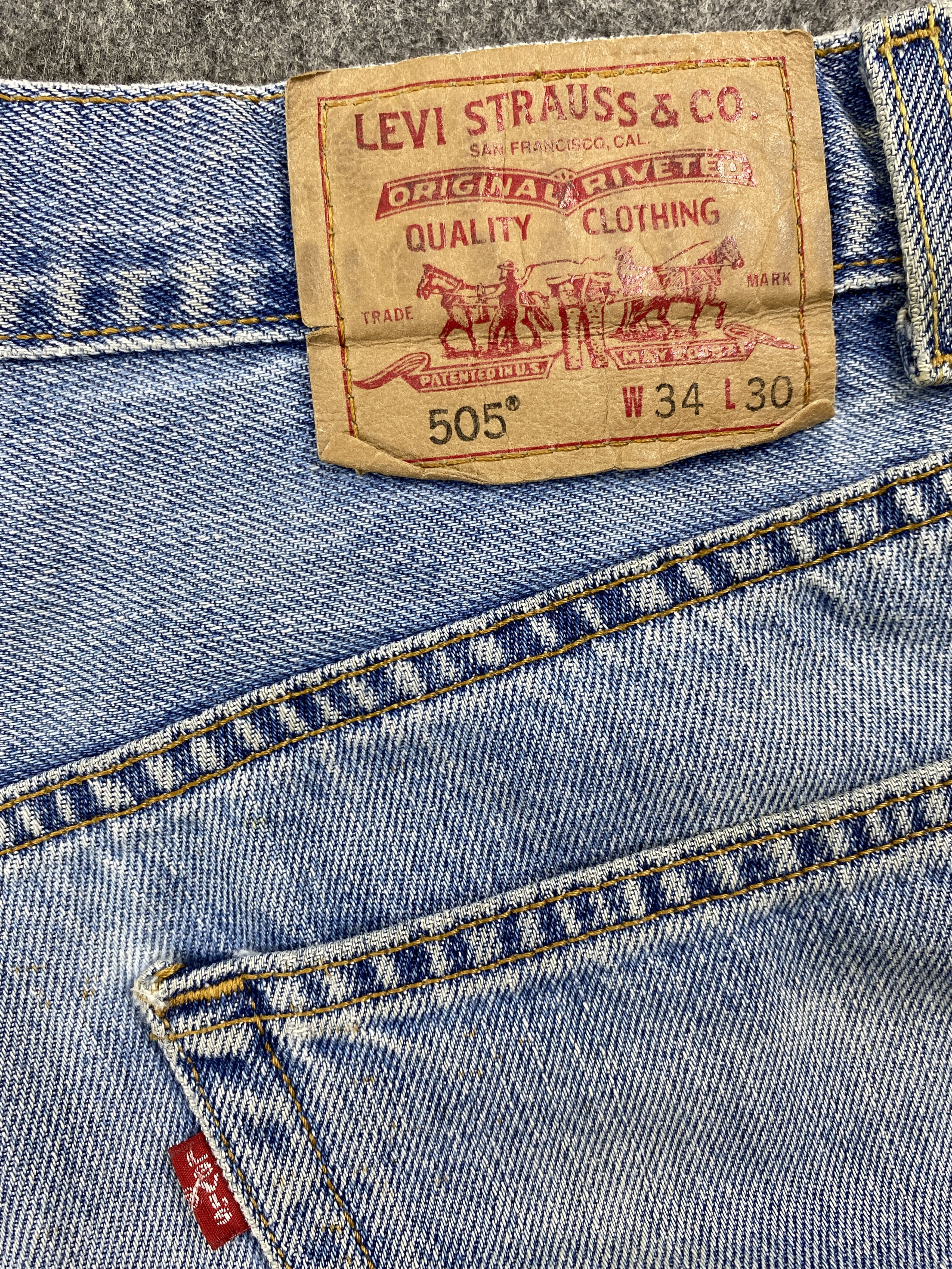 Levi's Blue Wash Vintage Levi's 505 Jeans 33x29 Denim -JN1275 Size US 33 - 10 Thumbnail