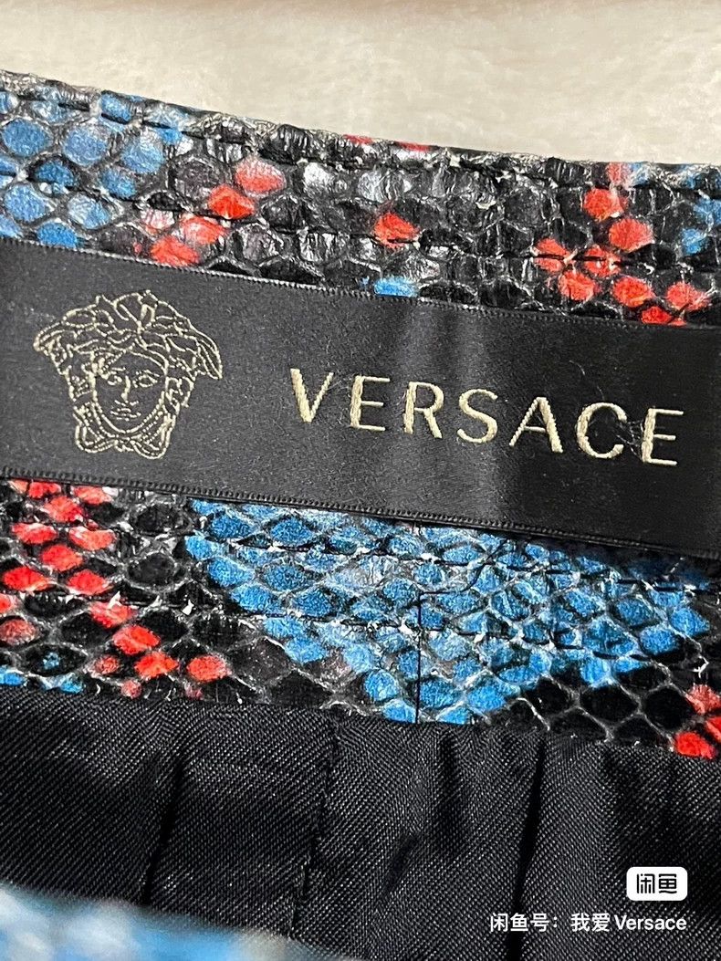 Versace Versace Cowhide snake semi-leather skirt Size M / US 6-8 / IT 42-44 - 7 Thumbnail