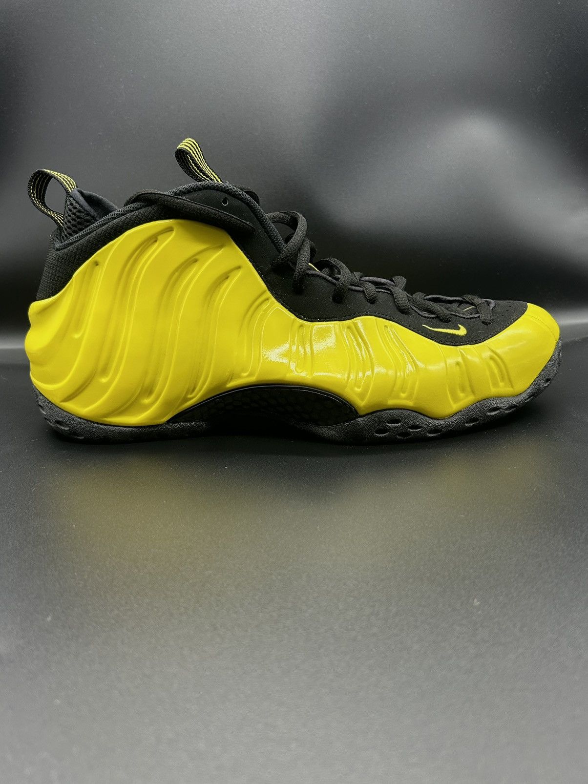 Nike Size 13 - Nike Air Foamposite One “Wu-Tang” 2016 Size US 13 / EU 46 - 2 Thumbnail