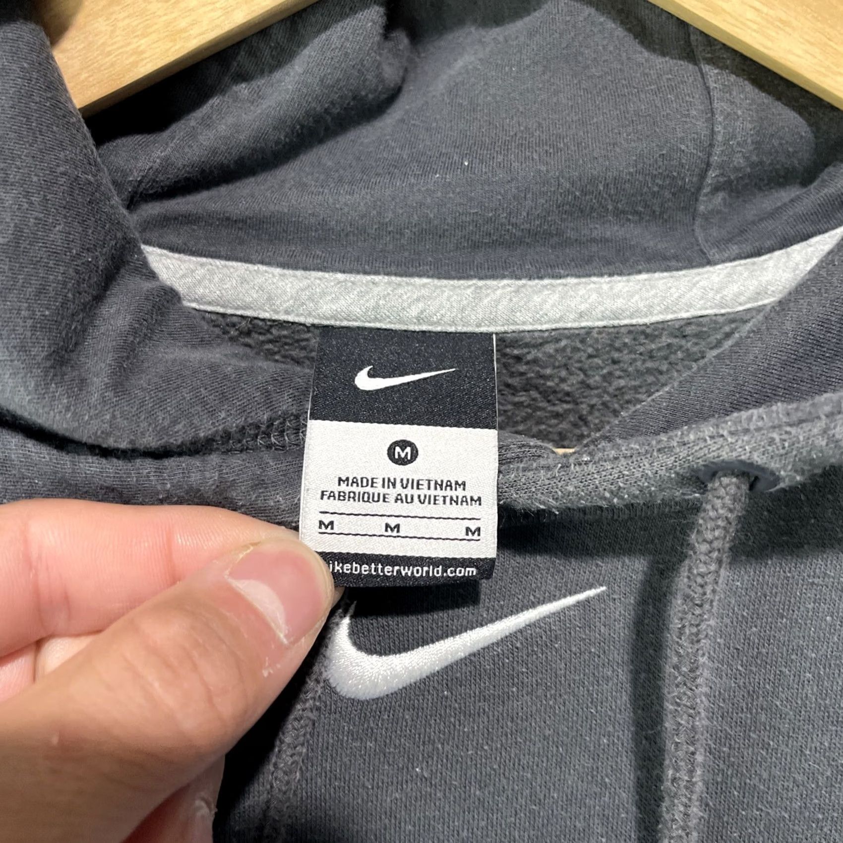 Nike Nike Nike Sportswear Hoodie Mens Medium Gray Carmel Beach Volleyball Club Center Swoosh Retro Sports Beach 90s Mens Size US M / EU 48-50 / 2 - 5 Thumbnail
