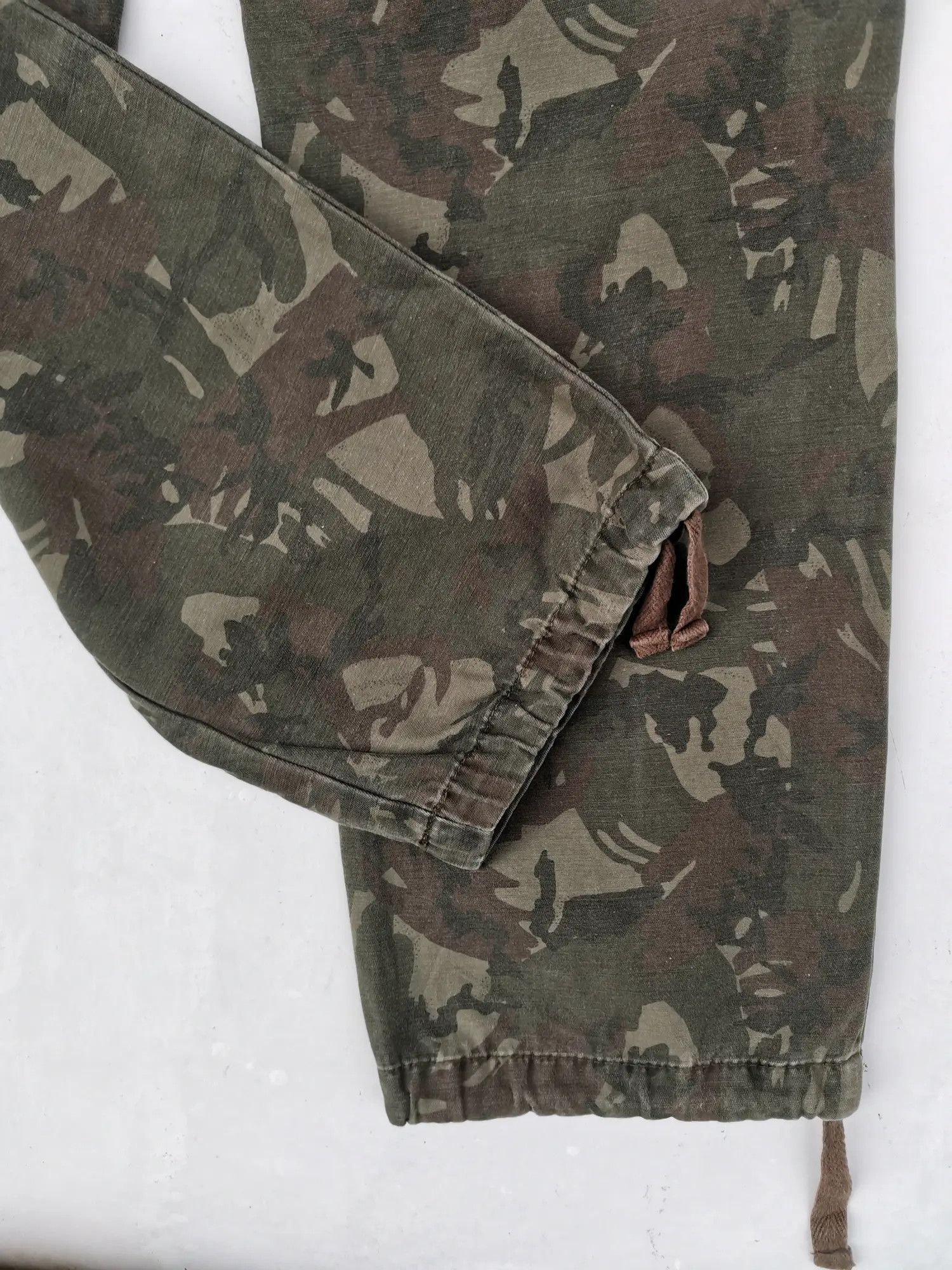 Japanese Brand × Uniqlo Rare!!! Uniqlo Tactical Cargo Multipocket Military Pants Size US 31 - 6 Thumbnail