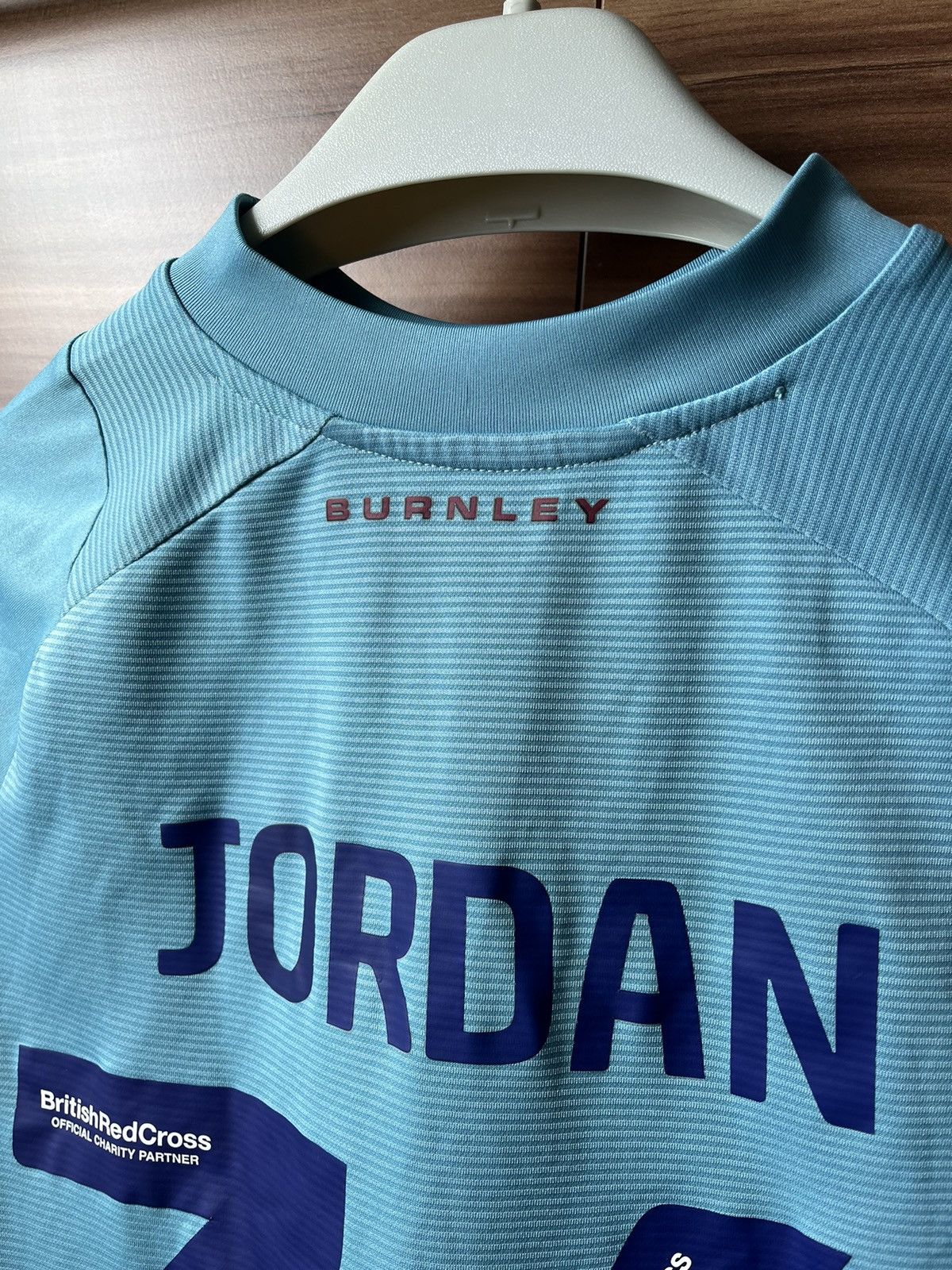 Umbro Umbro Burnley Football Jersey #36 Jordan Away 2022/2023 Size US S / EU 44-46 / 1 - 9 Thumbnail