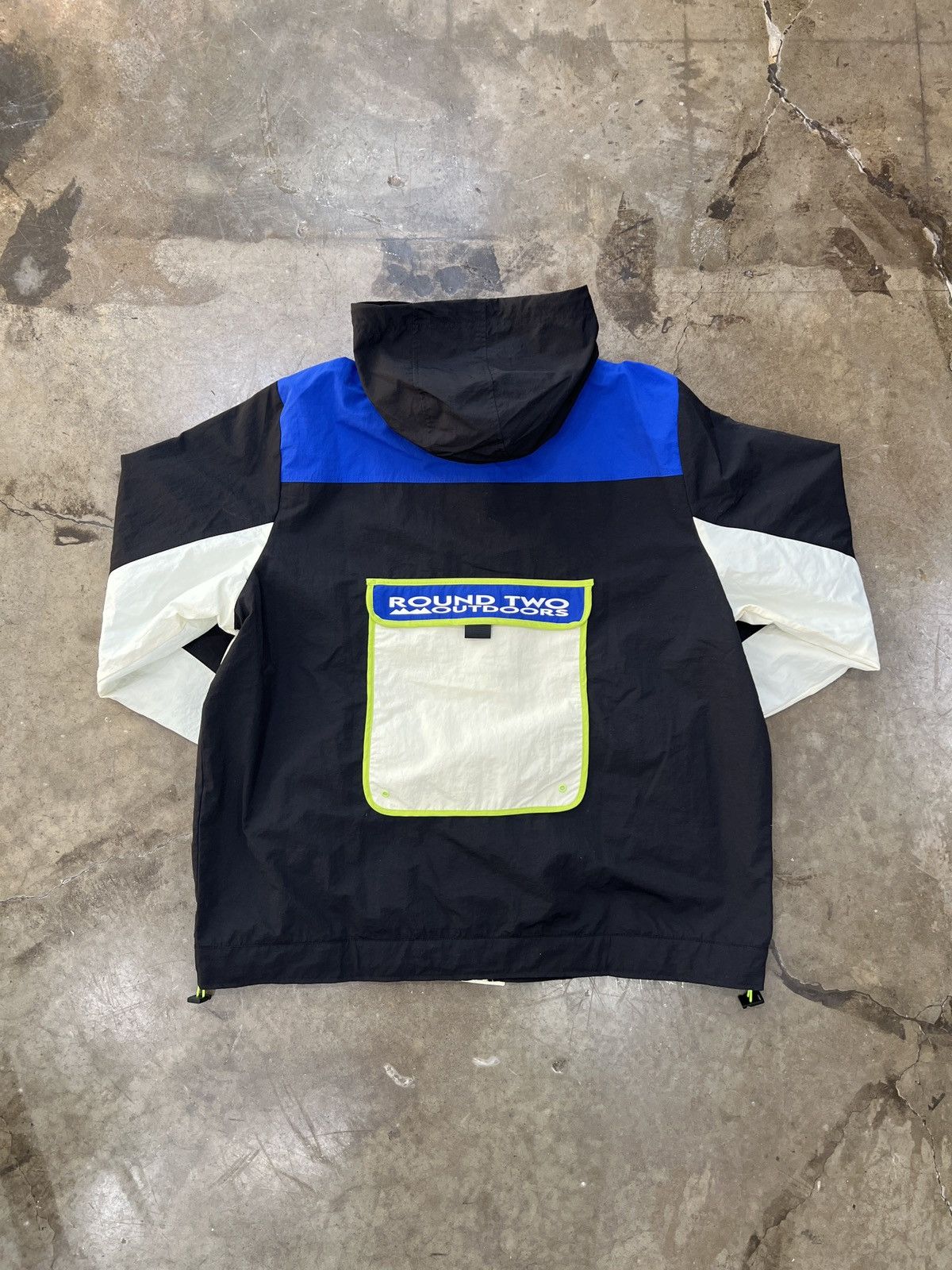 Round Two Round Two Color Blocking Hiking Jacket Sz. Large Size US L / EU 52-54 / 3 - 5 Thumbnail