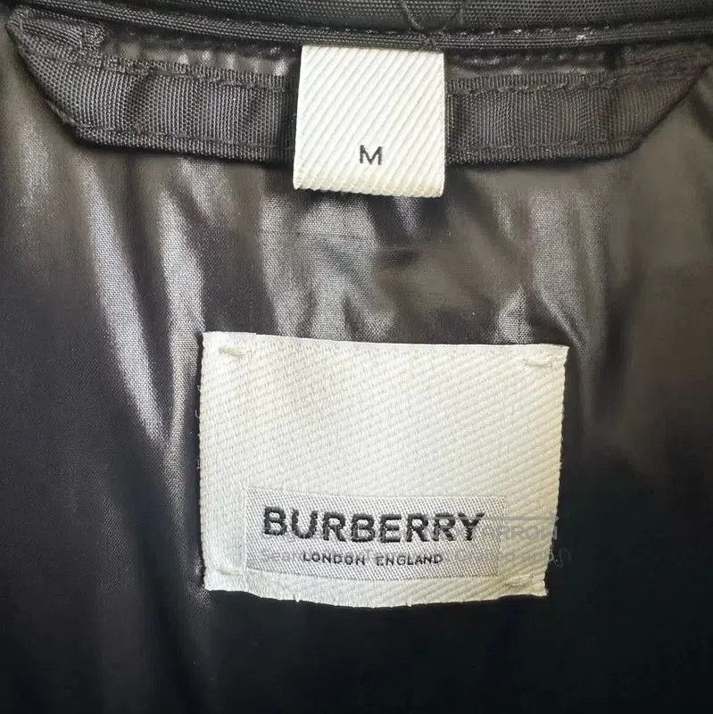 Burberry Burberry Black Plaid Quilted Women's Jacket. Size M / US 6-8 / IT 42-44 - 3 Thumbnail