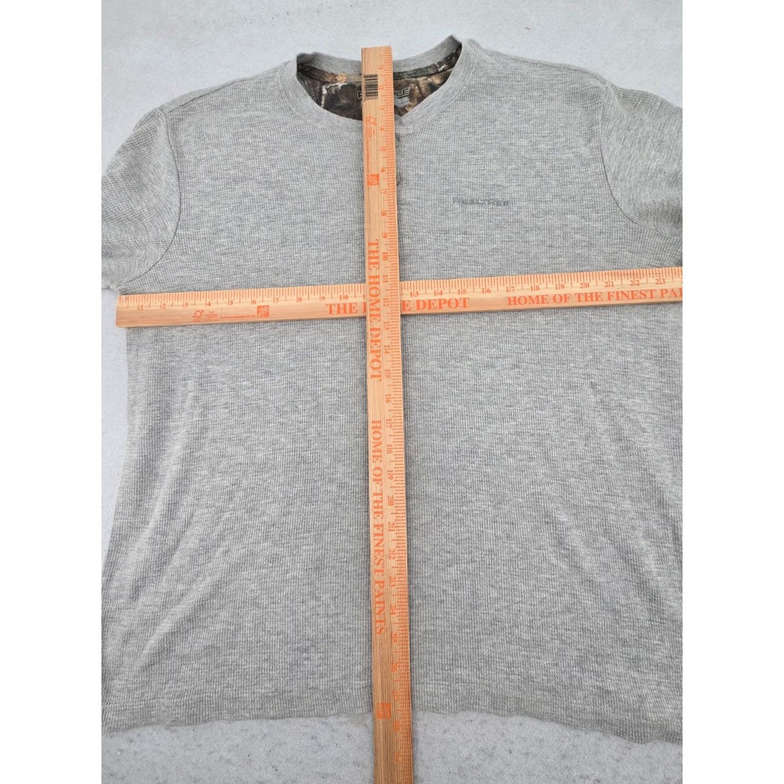 Realtree RealTree Henley Shirt XL Gray Waffle Knit Long Sleeve Hunting Camping Shirt Mens XL Gray Realtree Size US XL / EU 56 / 4 - 6 Thumbnail