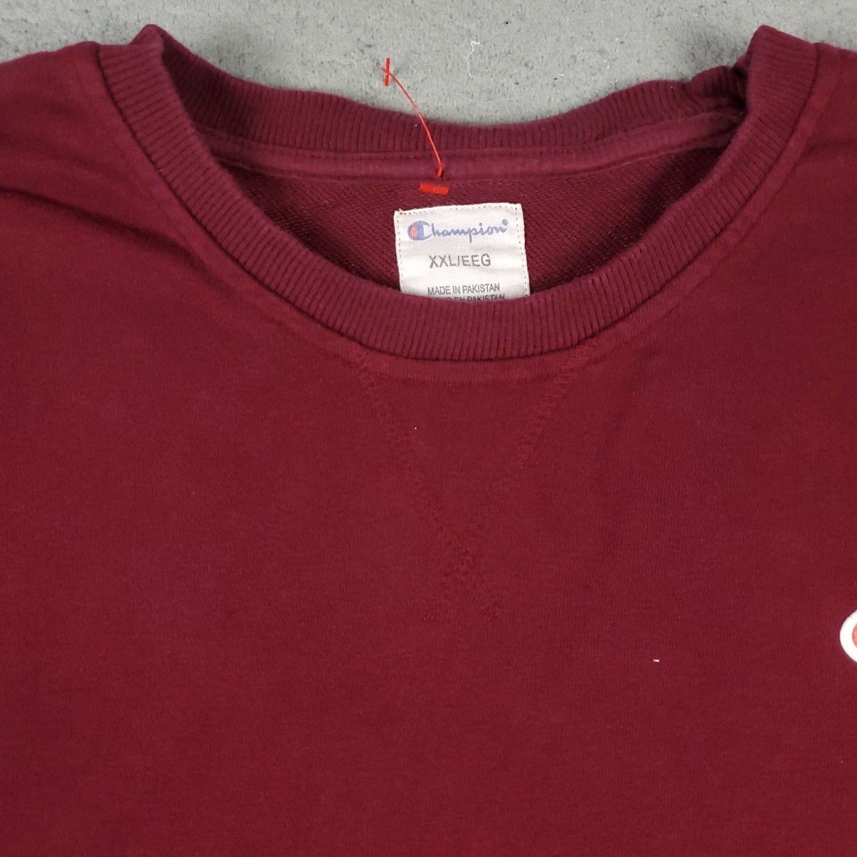Champion VINTAGE Champion Sweater Men 2XL Pullover Red Casual Knit Long Sleeve Crew Neck Sports Size US XXL / EU 58 / 5 - 2 Thumbnail