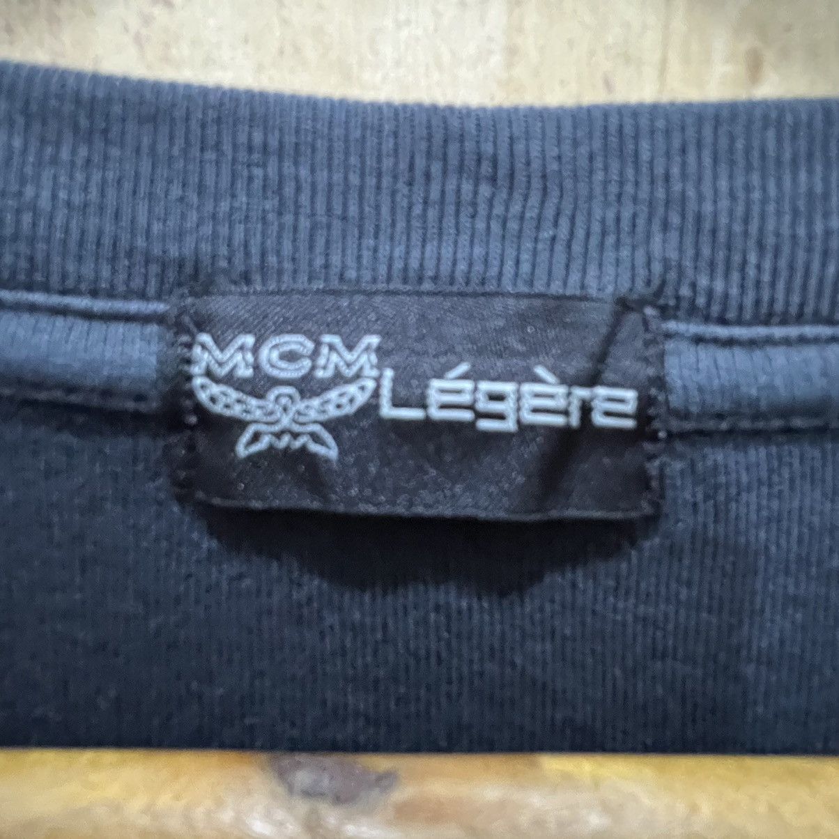 Vintage MCM Long Sleeve Very Nice Design👍👍👍👍 Size US XL / EU 56 / 4 - 8 Thumbnail