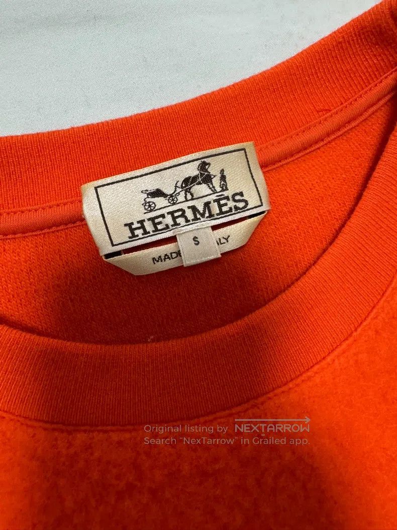 Hermes Hermes The hoodie is 37% cashmere and 63% wool. It's a men Size US S / EU 44-46 / 1 - 7 Thumbnail