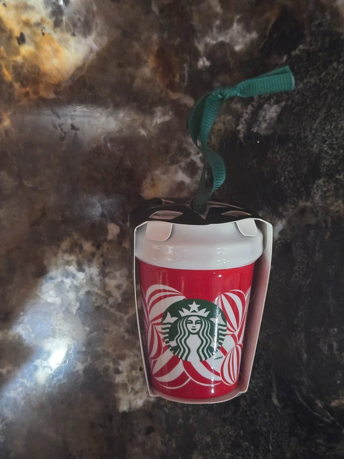 Designer 5 Starbucks Cup Ornaments & Keychains Jeweled Ombre XMAS NWT Size ONE SIZE - 3 Thumbnail