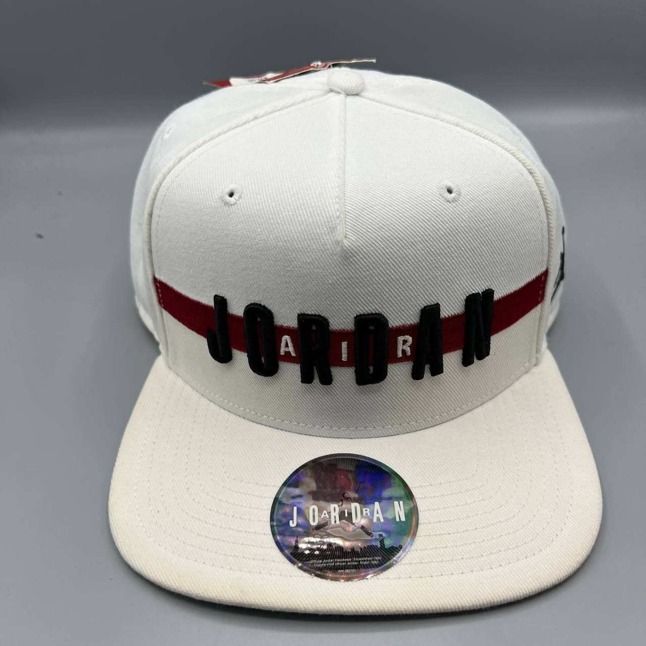 Jordan Brand Air Jordan Hat Men White Embroidered Jumpman Snap Back Cap Size ONE SIZE - 1 Thumbnail