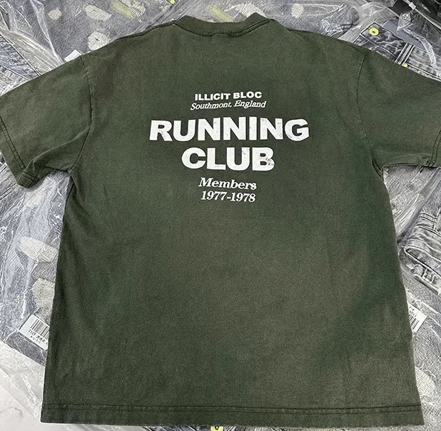 Japanese Brand × Vintage "Running Club -M" T-shirt Size US M / EU 48-50 / 2 - 2 Thumbnail