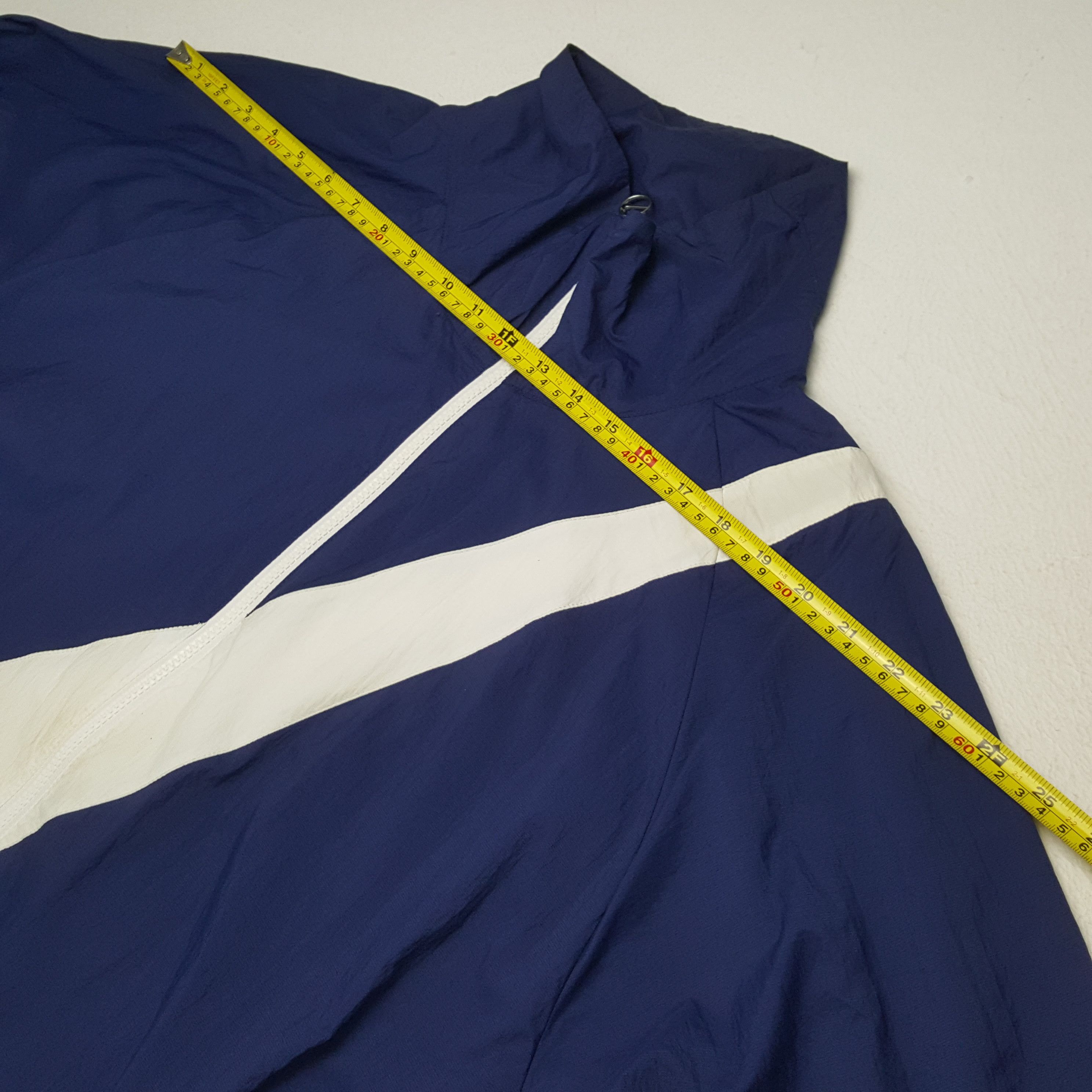 Nike × Vintage Vintage NIKE Sportswear Big Swoosh Logo Design Jacket Size US XL / EU 56 / 4 - 5 Thumbnail