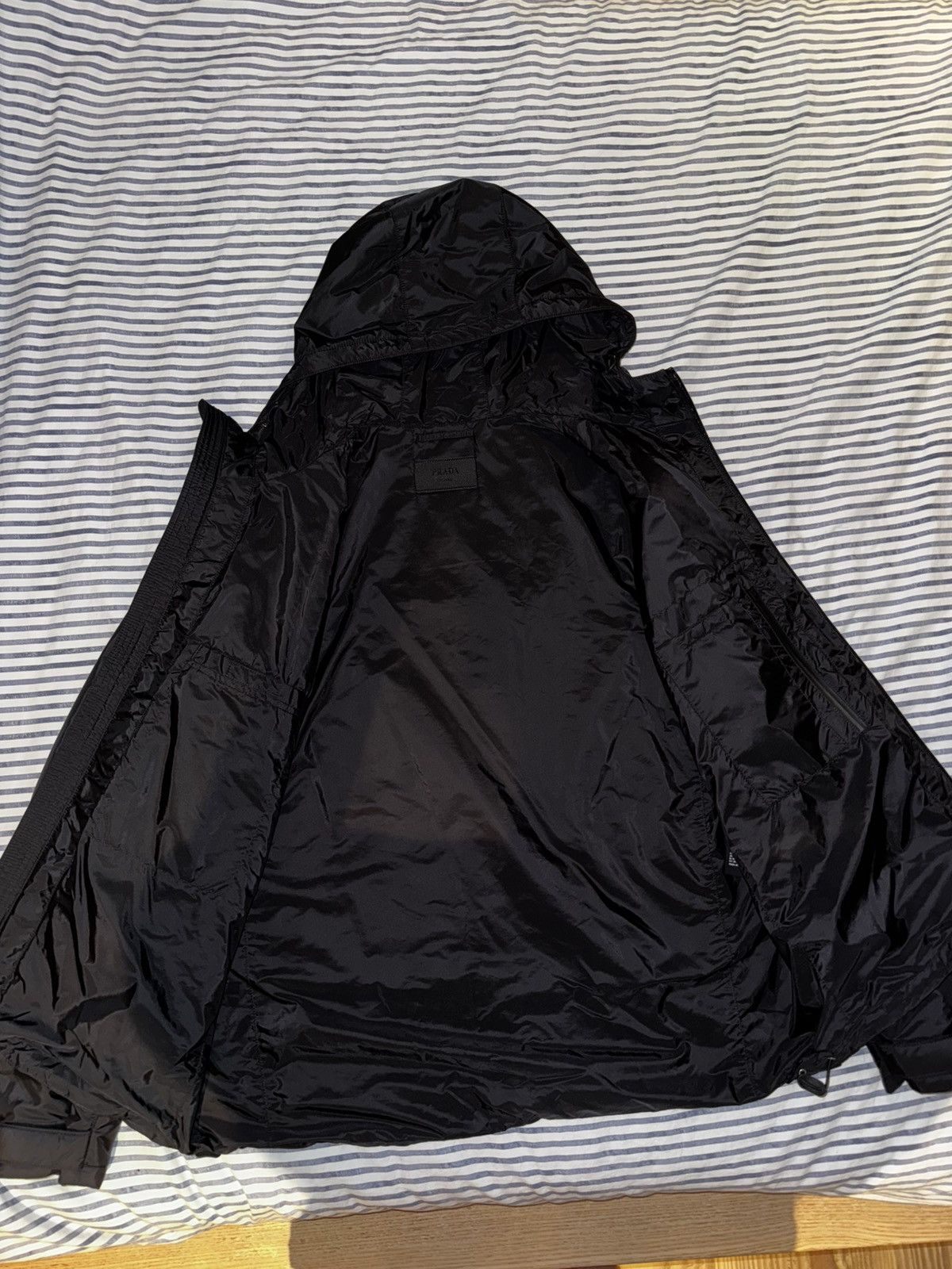 Prada Prada Milano Laminated Nylon Padded Jacket Blk Size 56 L/XL Size US XL / EU 56 / 4 - 9 Thumbnail