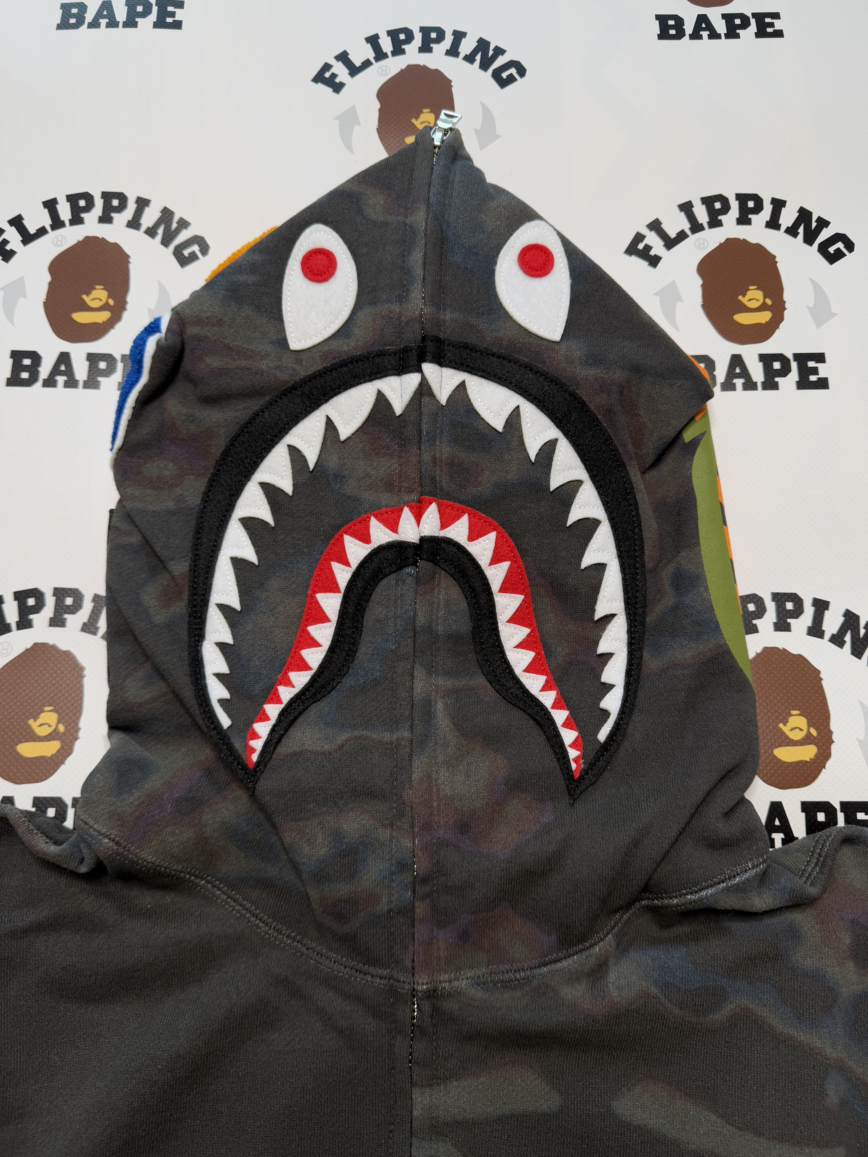 Bape BAPE THERMOGRAPHY SHARK FULL ZIP HOODIE Size US XXL / EU 58 / 5 - 5 Thumbnail