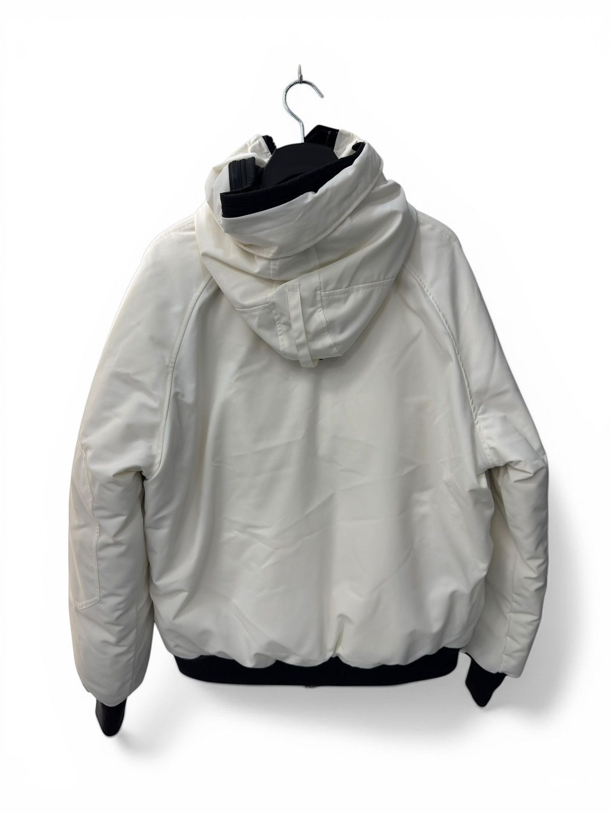 Canada Goose Canada Goose White Bomber Jacket Size US XL / EU 56 / 4 - 5 Thumbnail