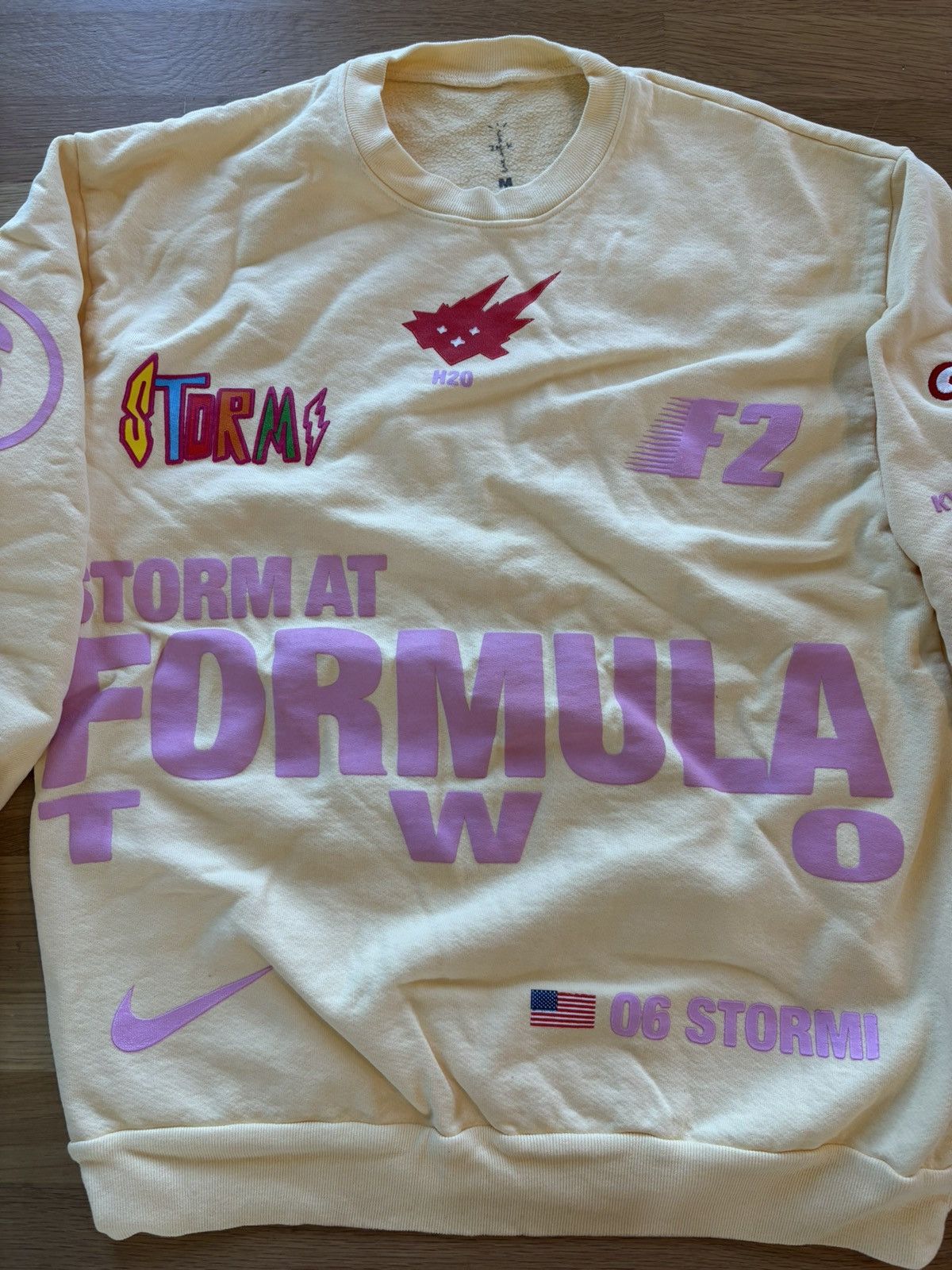 Travis Scott RARE Travis Scott Stormi Birthday Formula Two F2 Crewneck Size US M / EU 48-50 / 2 - 3 Thumbnail