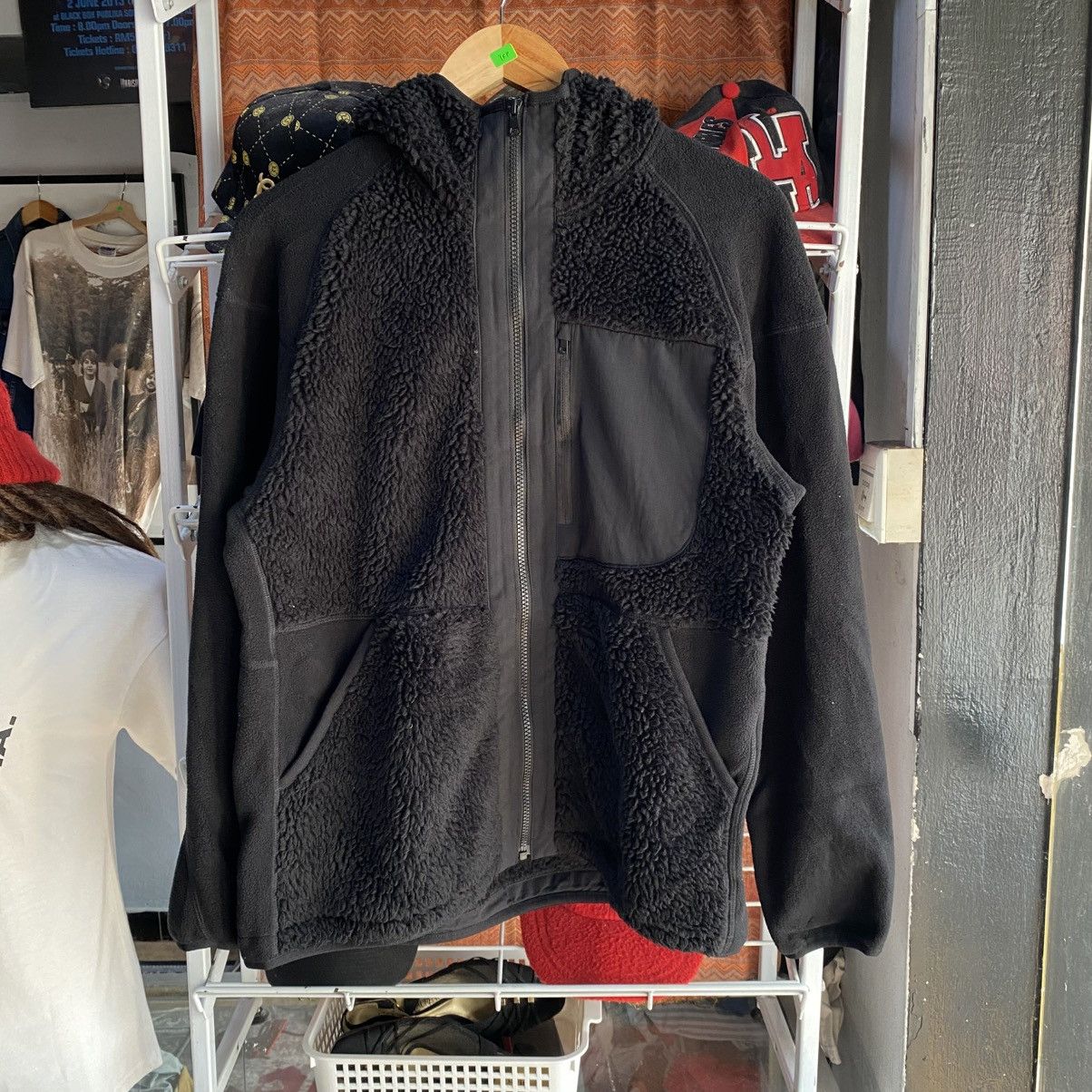 Uniqlo × White Mountaineering Uniqlo White Mountaineering Fleece Zip Hoodie Jacket Size US M / EU 48-50 / 2 - 1 Thumbnail