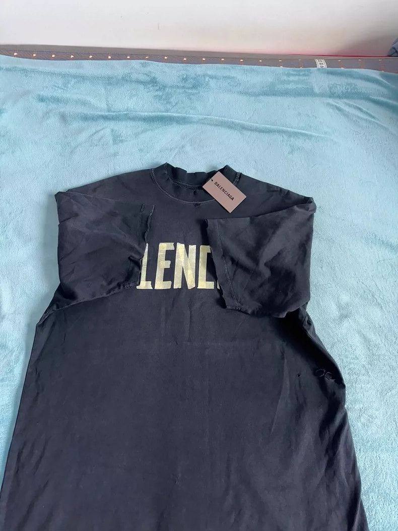 Balenciaga Balenciaga Masked paper tape tape letter printed round nec Size US XS / EU 42 / 0 - 3 Thumbnail
